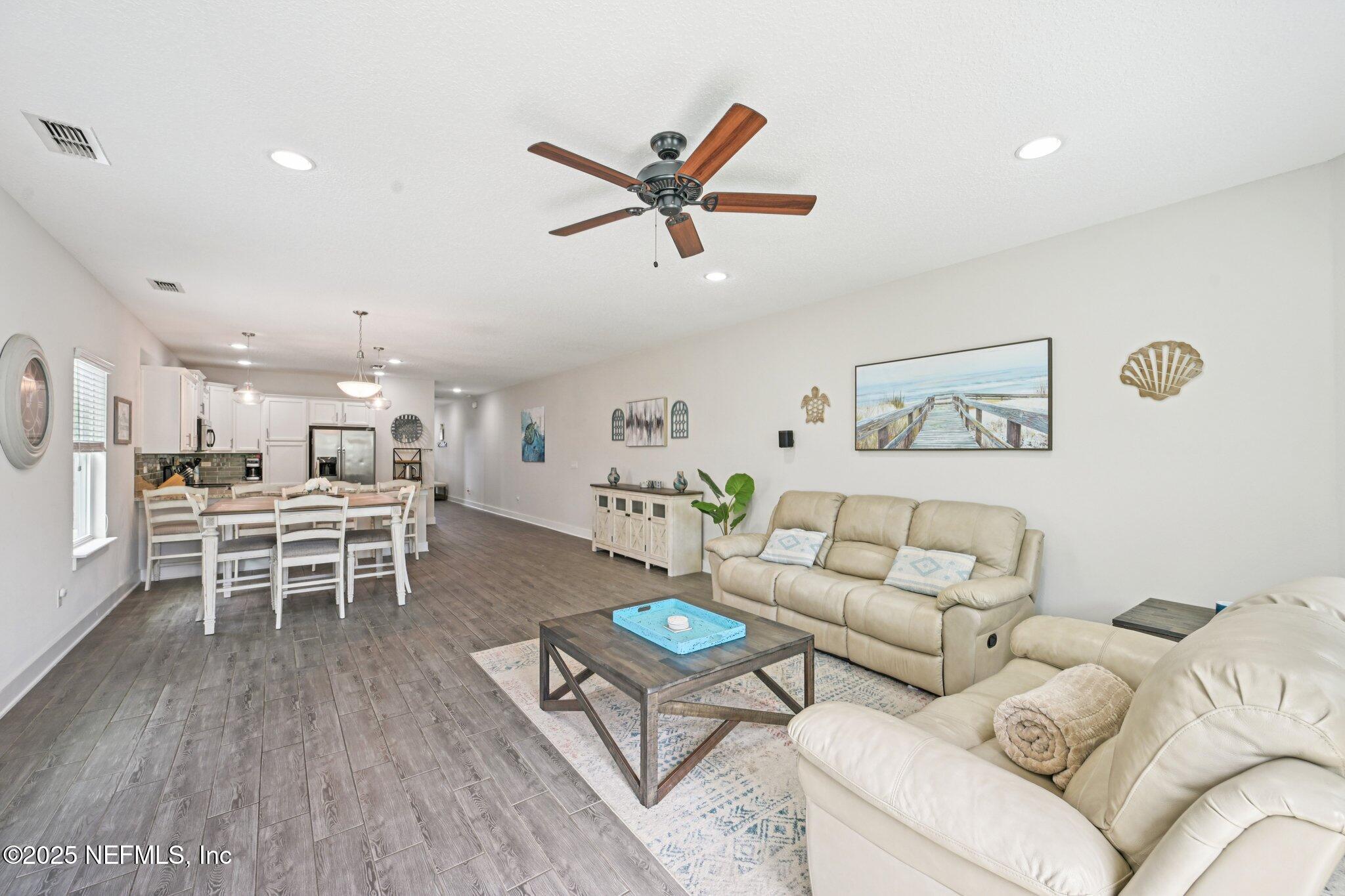 Jacksonville Beach, Florida, 32250, United States, 4 Bedrooms Bedrooms, ,3 BathroomsBathrooms,Residential,For Sale,1939457