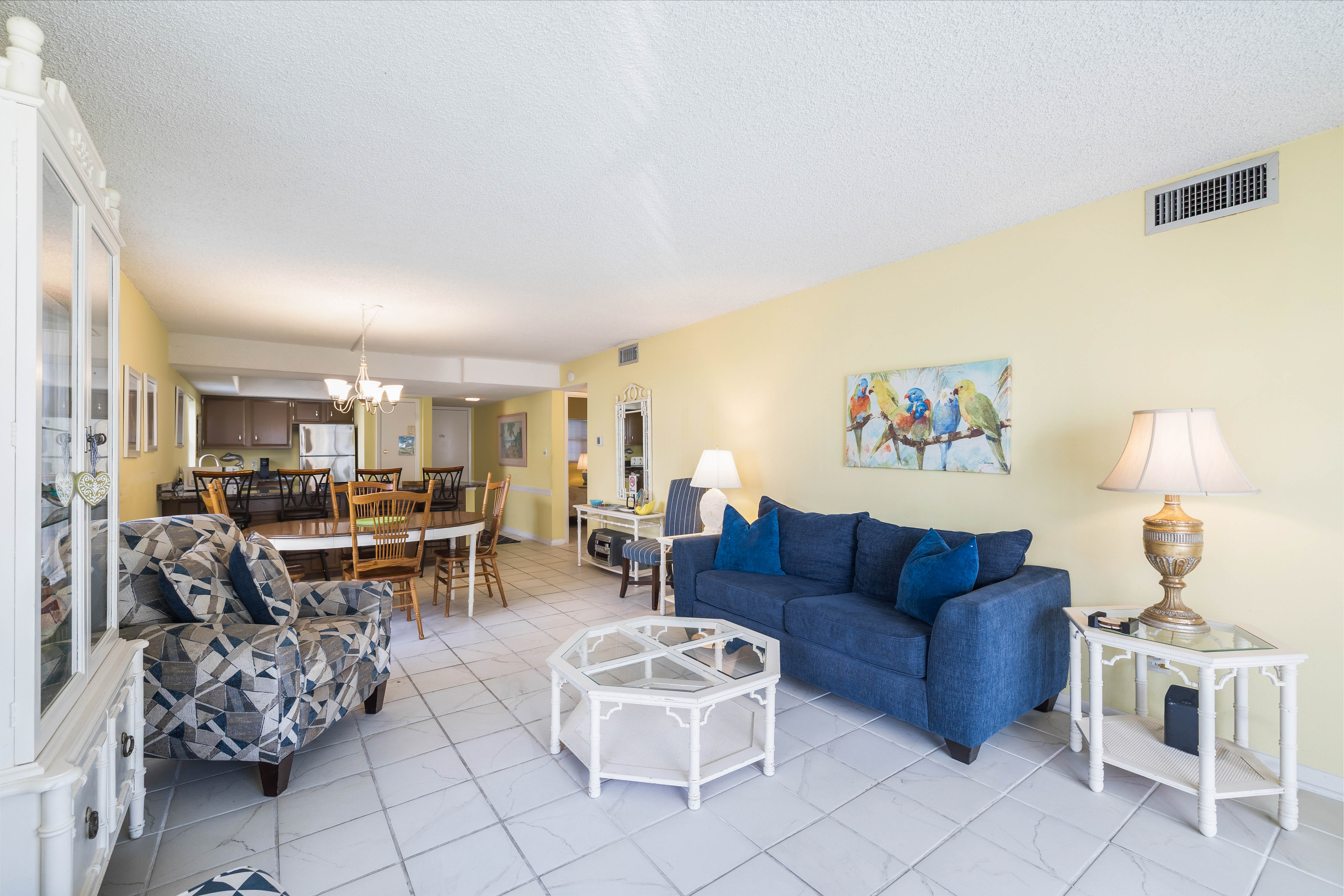  Gulf-Front Corner Retreat In Sought-After Community Near Amenities - 物件實景