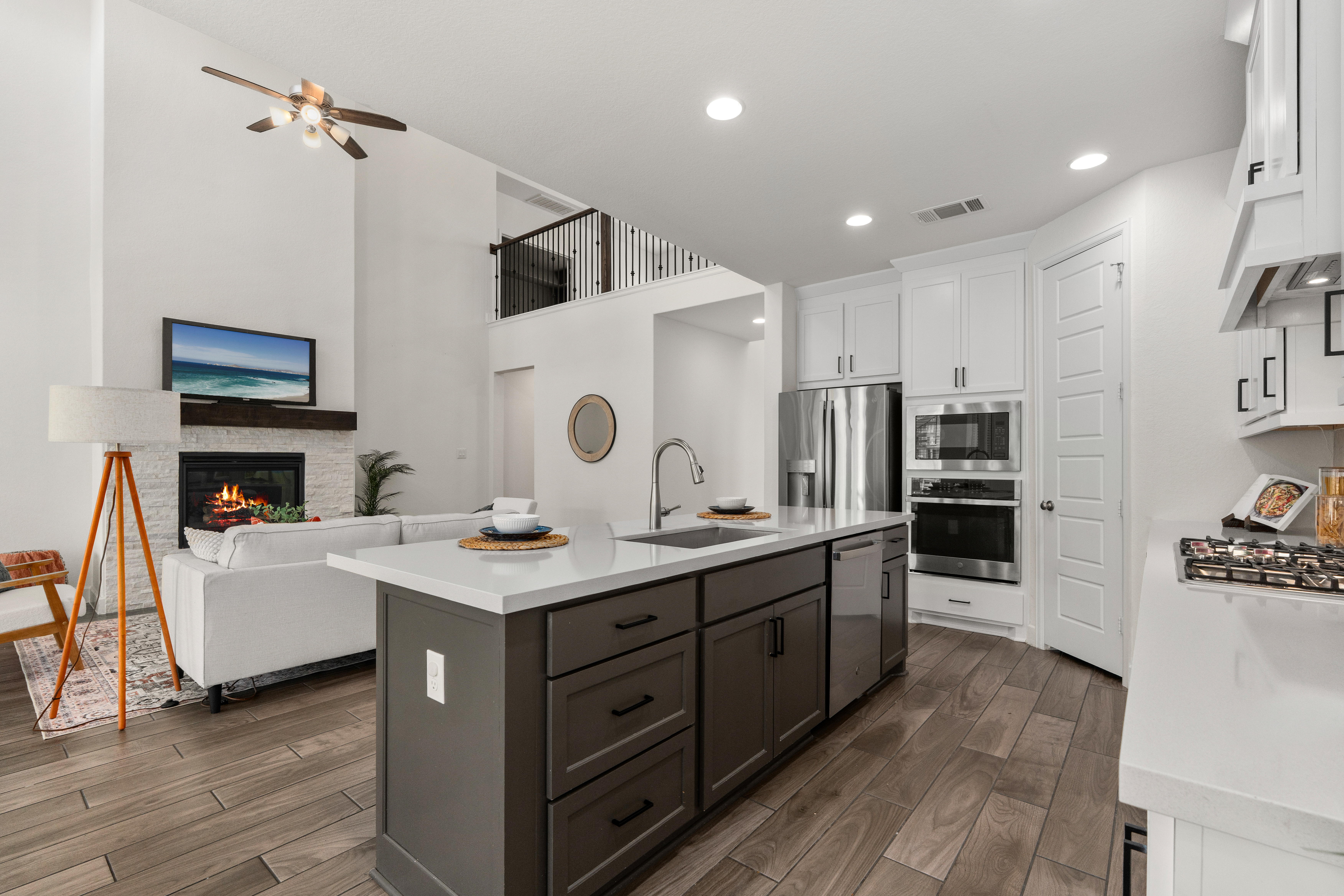  Thoughtfully Designed Perry Home in Weston Oaks - 物件實景