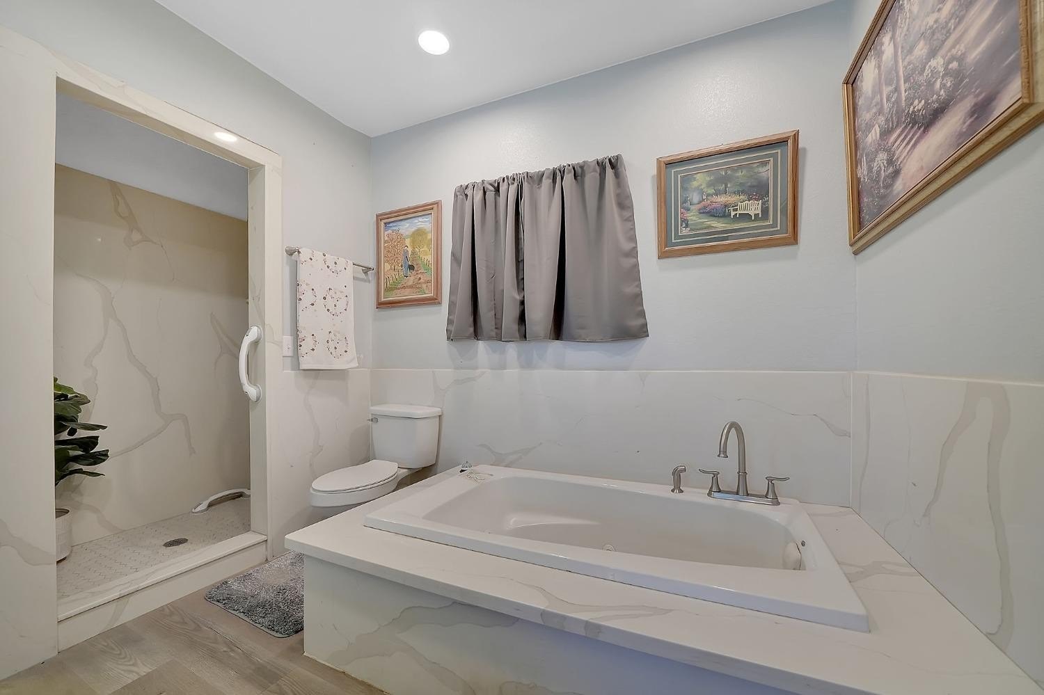 Burson, California, 95225, United States, 2 Bedrooms Bedrooms, ,2 BathroomsBathrooms,Residential,For Sale,1976966