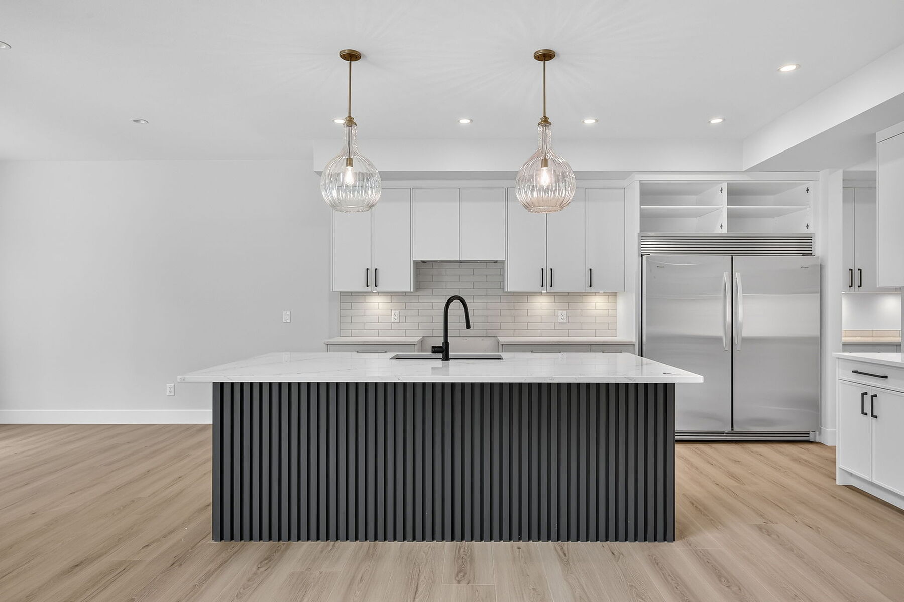  Stylish New Home - 物件實景