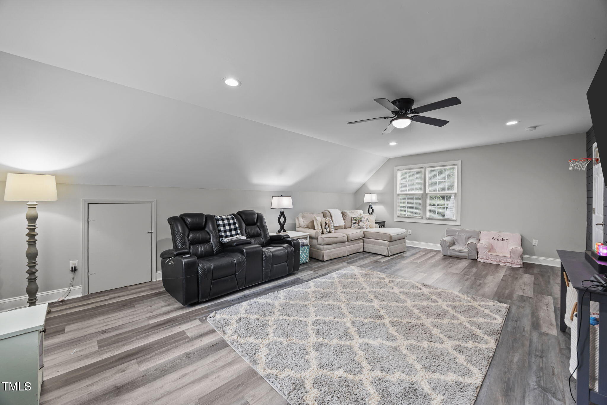 Youngsville, North Carolina, 27596, United States, 4 Bedrooms Bedrooms, ,3 BathroomsBathrooms,Residential,For Sale,1932019