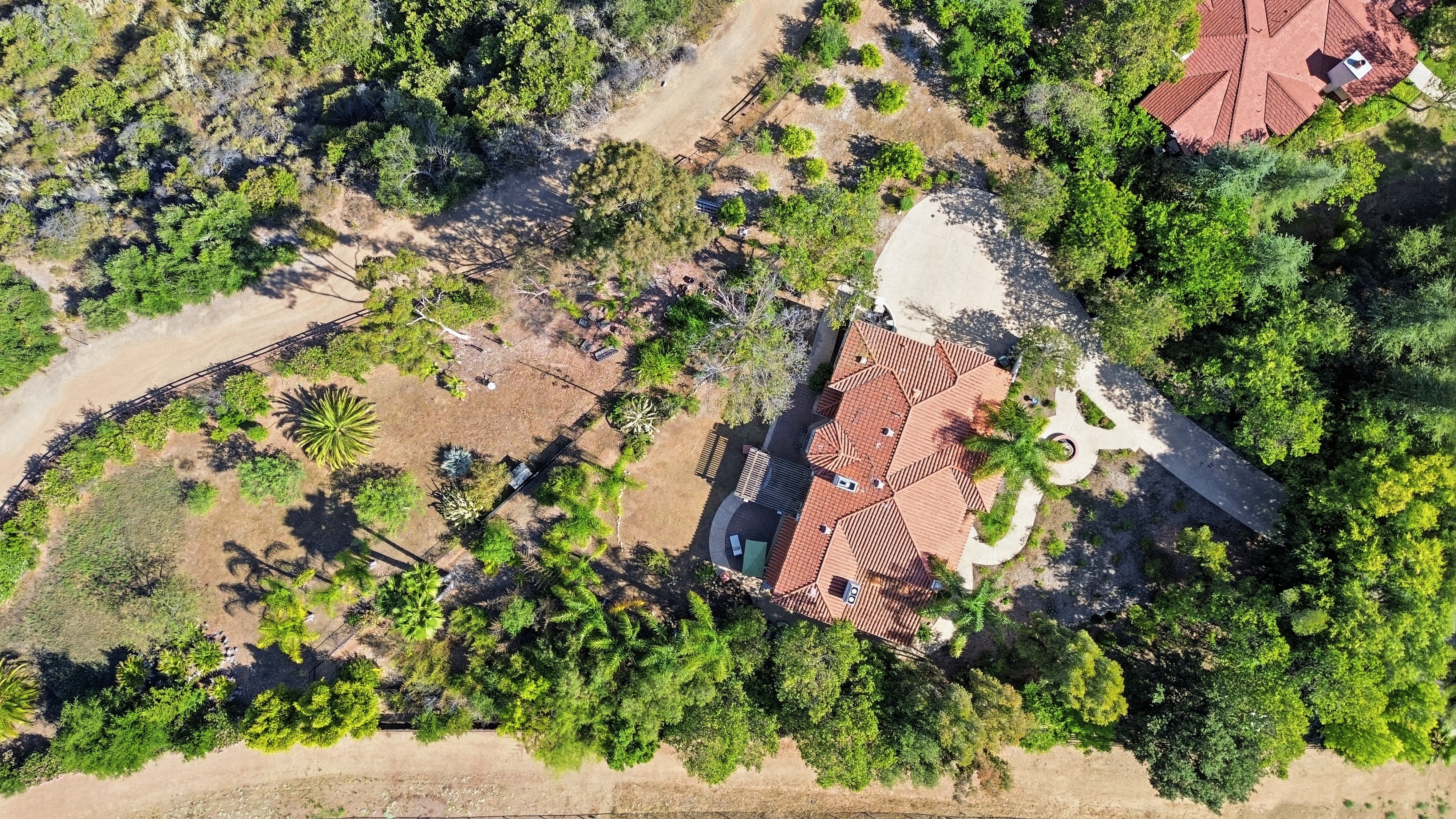  12986 Macdonald Drive, Ojai, CA 93023 - 物件實景