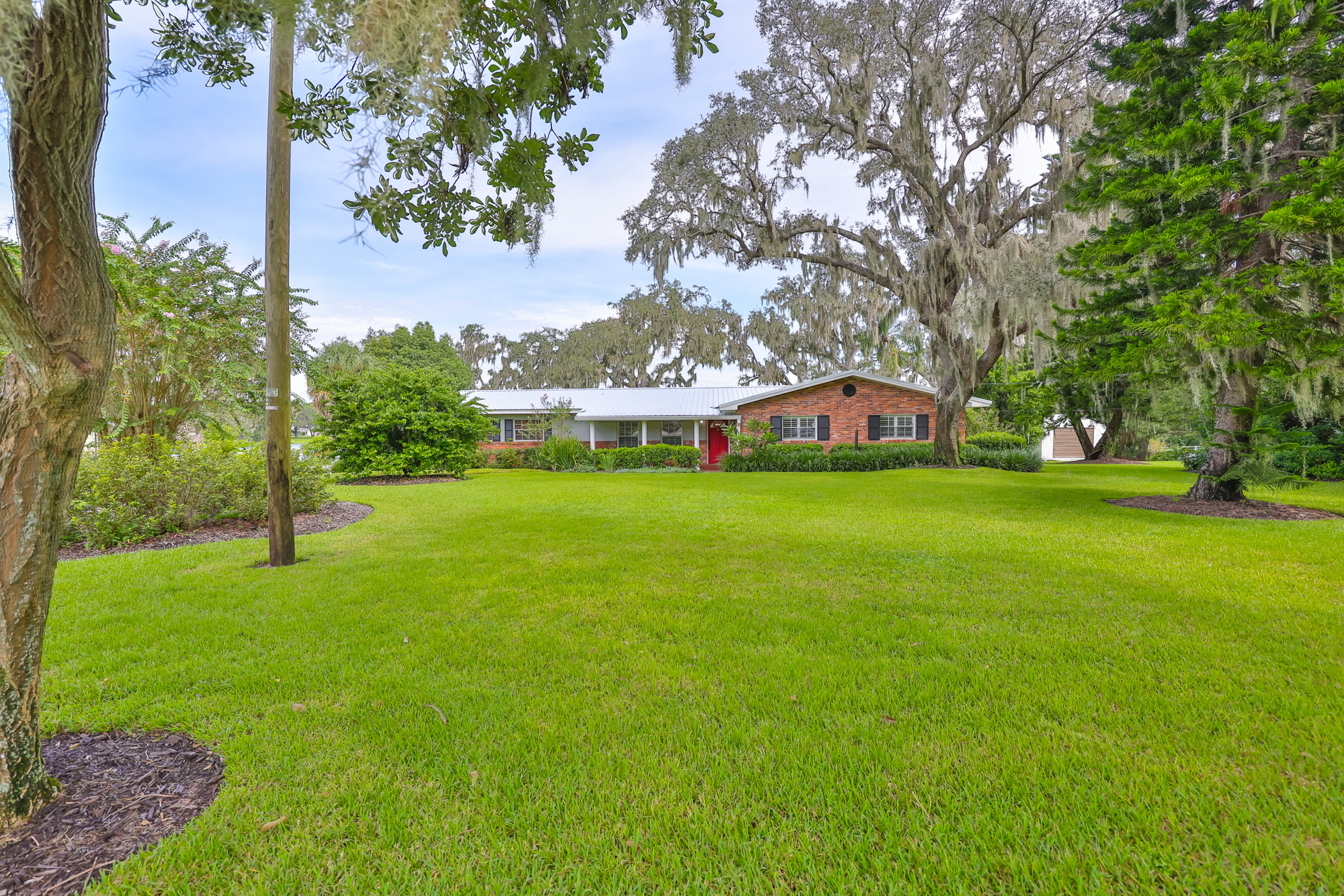 Dover, Florida, 33527, United States, 3 Bedrooms Bedrooms, ,2 BathroomsBathrooms,Residential,For Sale,1983531