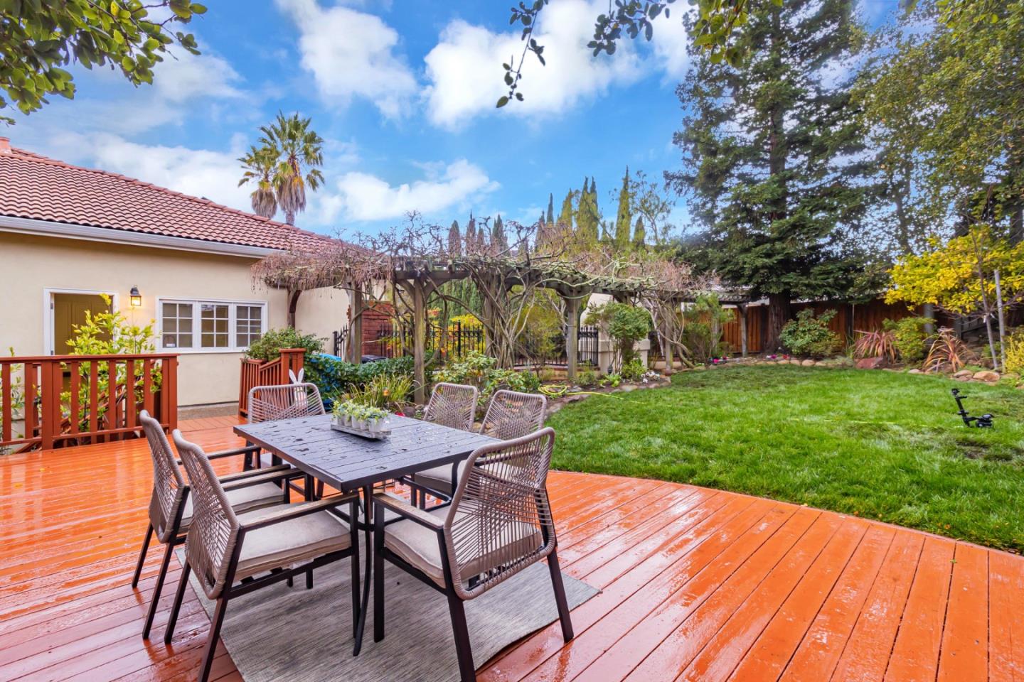 San Carlos, California, 94070, United States, 5 Bedrooms Bedrooms, ,5 BathroomsBathrooms,Residential,For Sale,1700172