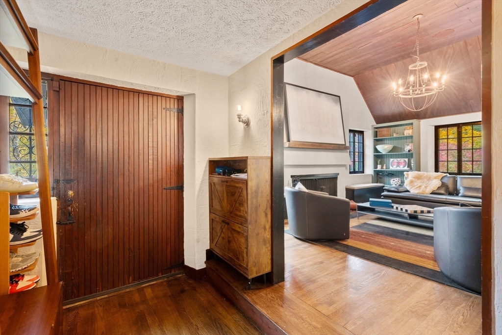 Boston, Massachusetts, 02130, United States, 4 Bedrooms Bedrooms, ,3 BathroomsBathrooms,Residential,For Sale,1987841