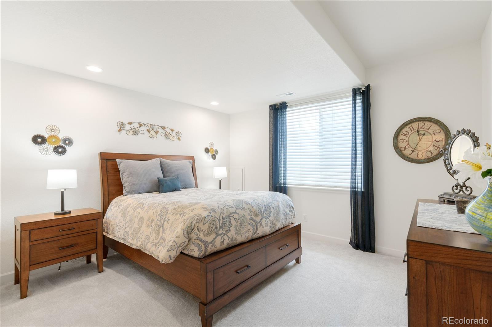 Aurora, Colorado, 80016, United States, 3 Bedrooms Bedrooms, ,3 BathroomsBathrooms,Residential,For Sale,1846672