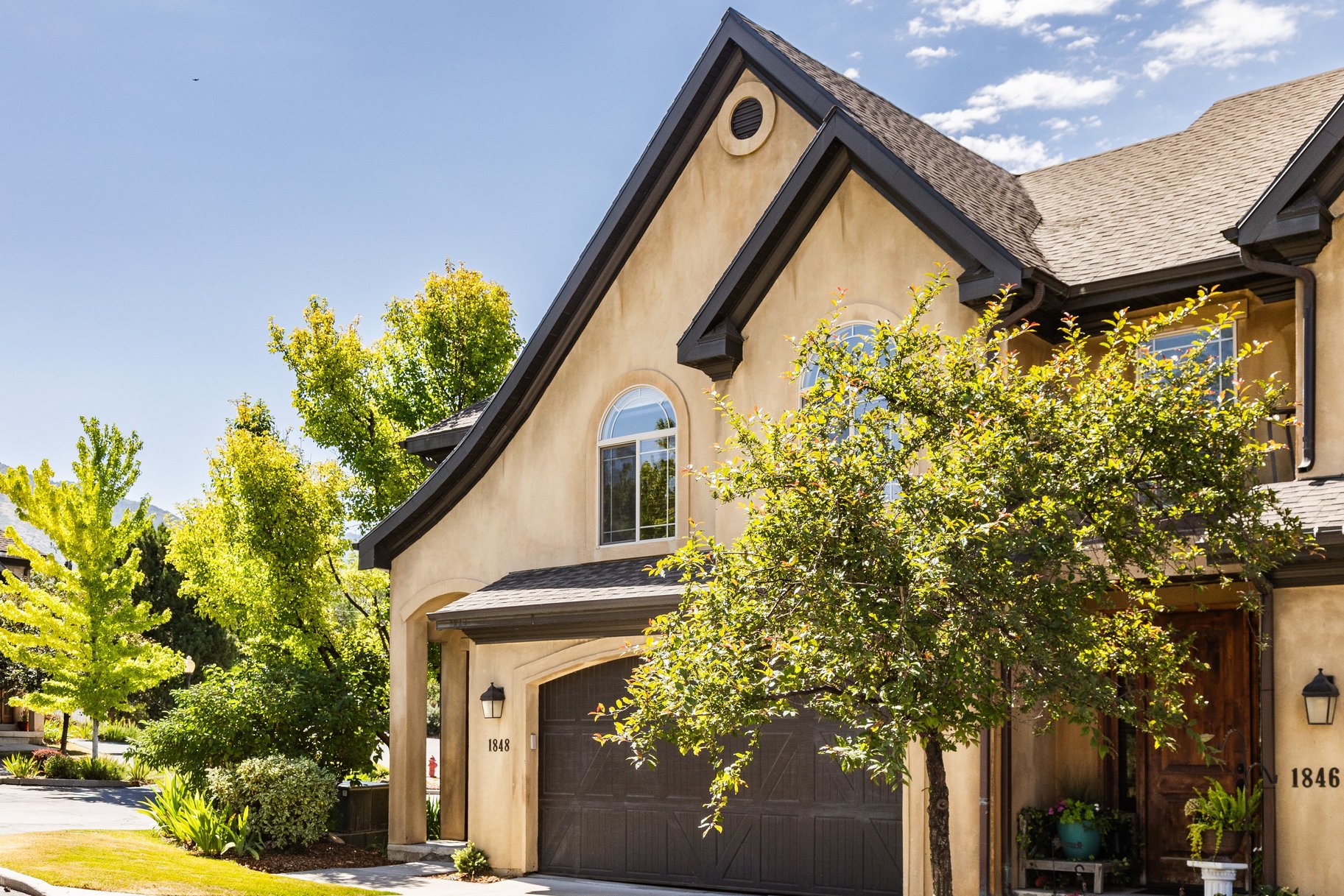  Prime Holladay Townhome in an Unbeatable Location - 物件實景