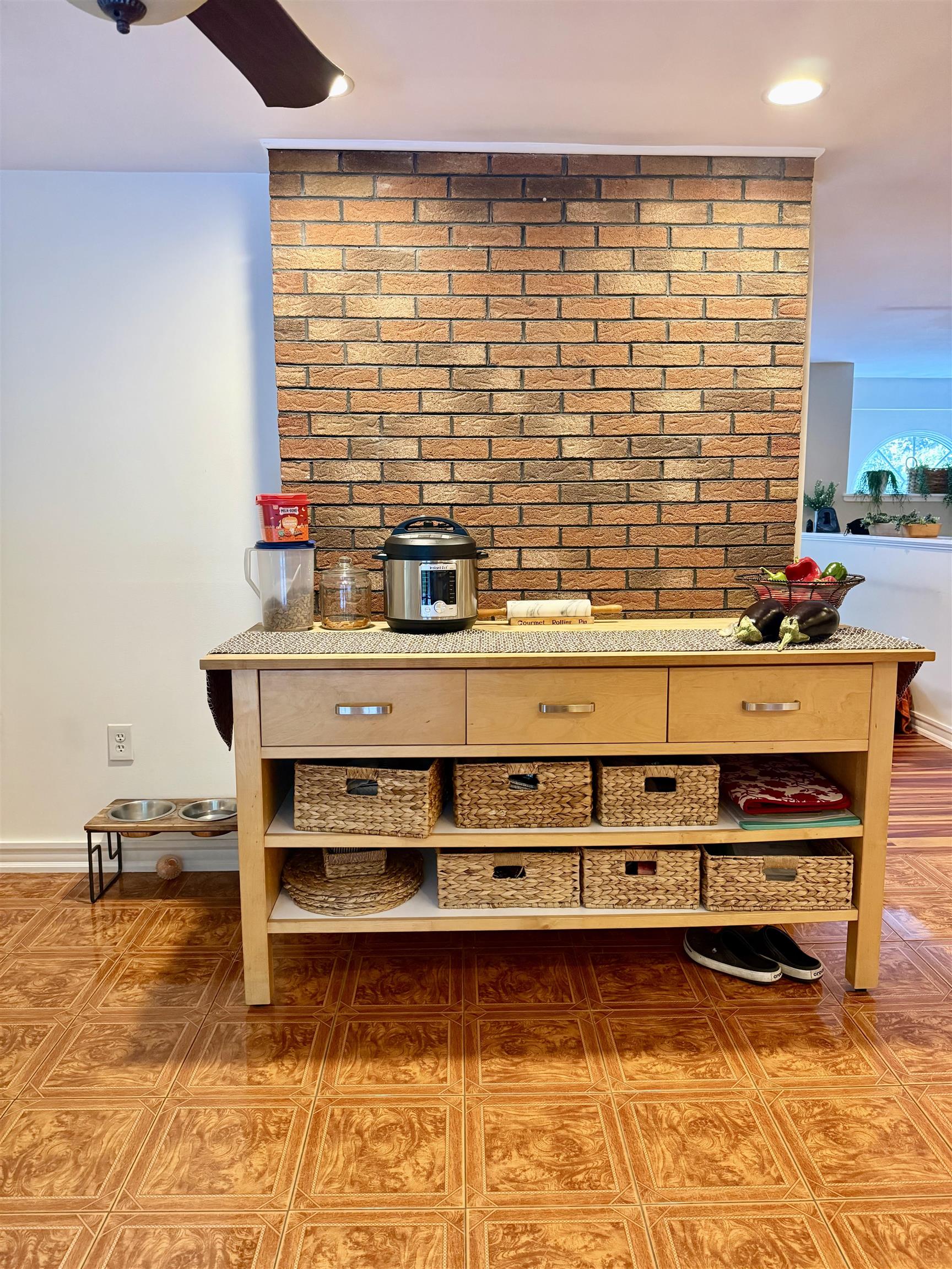 Newton, New Hampshire, 03858, United States, 3 Bedrooms Bedrooms, ,2 BathroomsBathrooms,Residential,For Sale,1981448