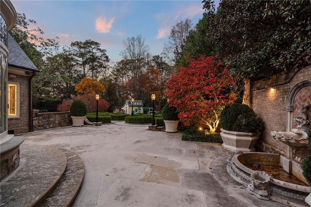 Atlanta, Georgia, 30327, United States, 6 Bedrooms Bedrooms, ,9 BathroomsBathrooms,Residential,For Sale,1686481