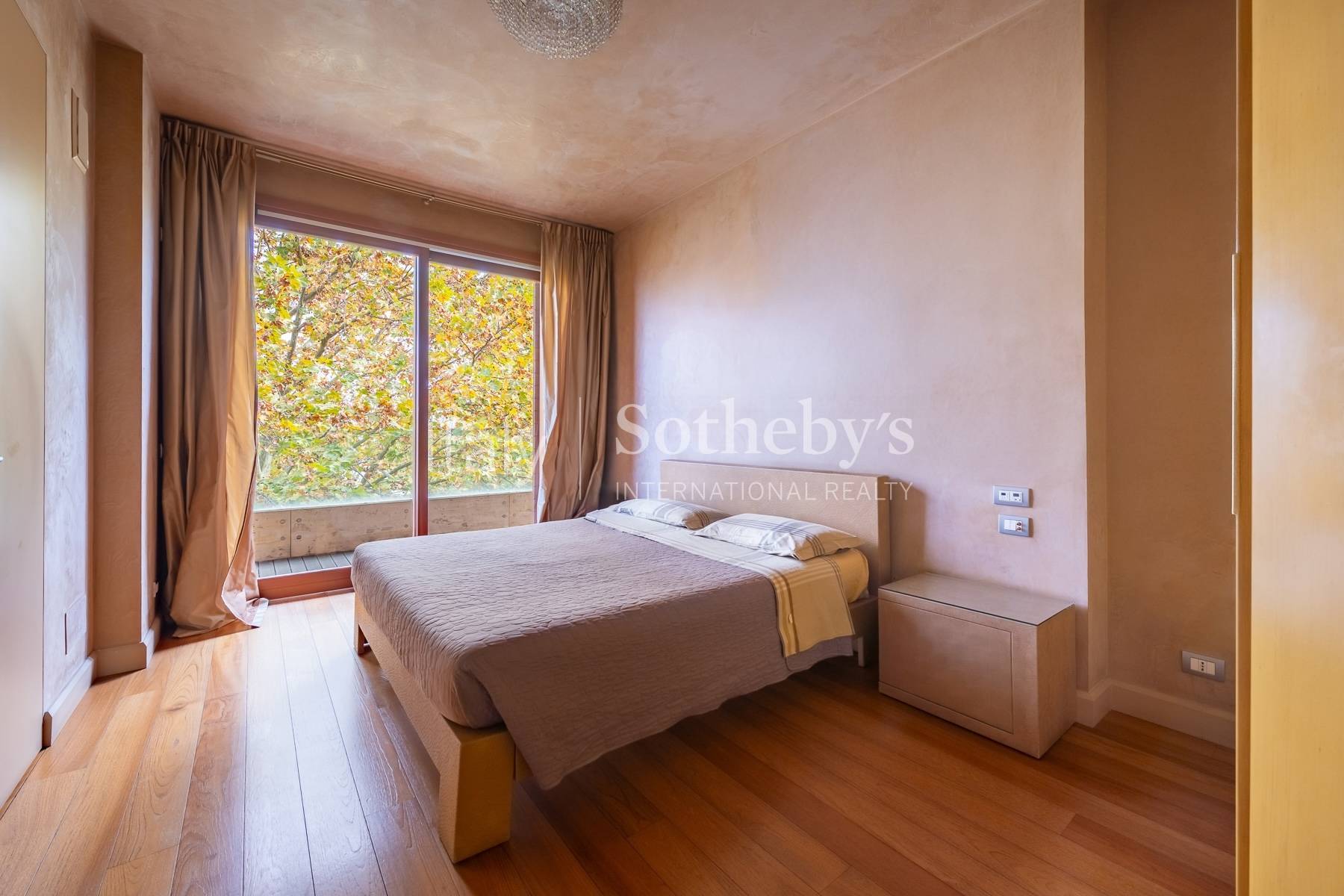  Elegant and bright penthouse in central area - 物件實景