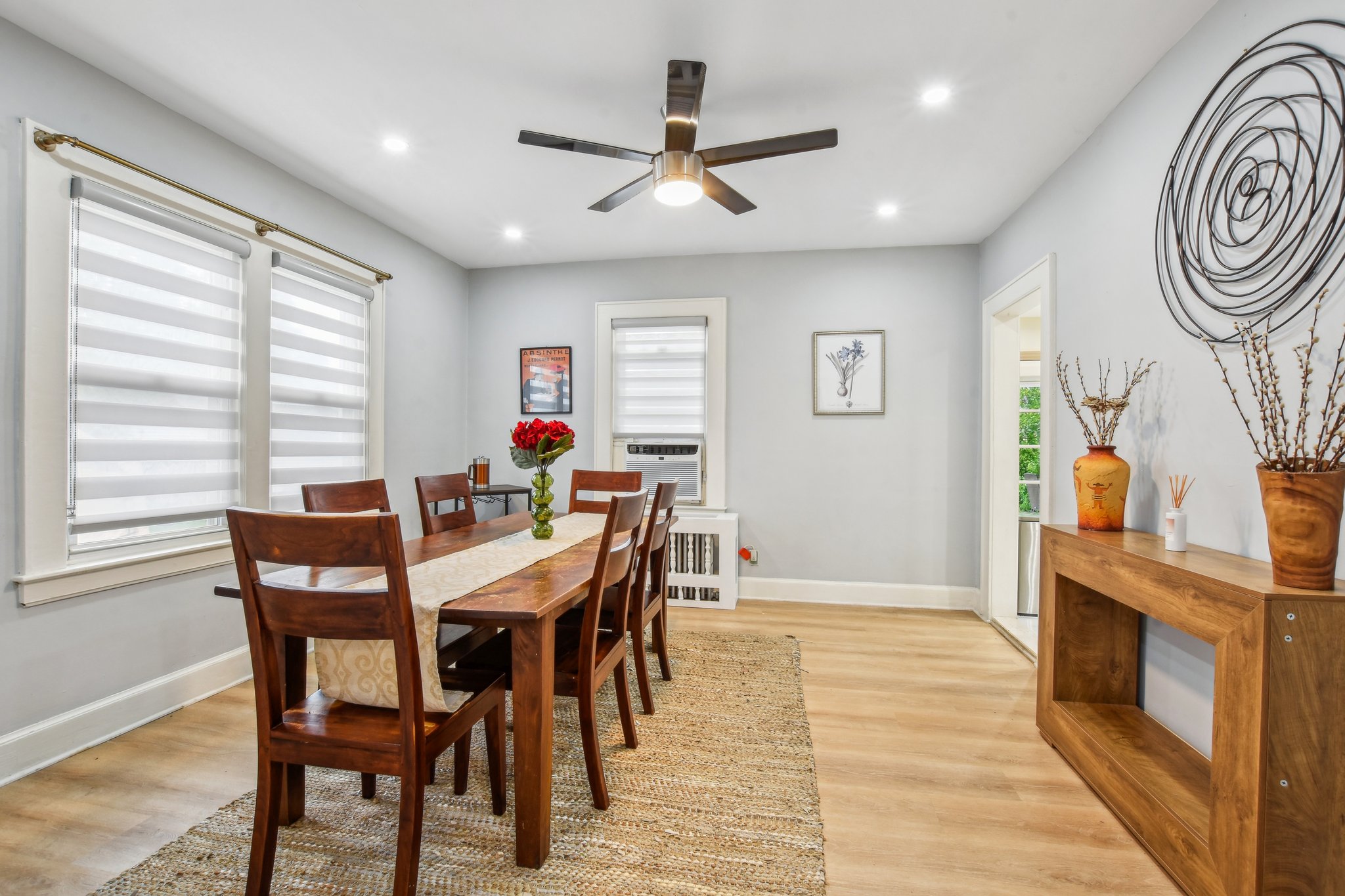 Bloomfield Twp., New Jersey, 07003, United States, 4 Bedrooms Bedrooms, ,3 BathroomsBathrooms,Residential,For Sale,1983850