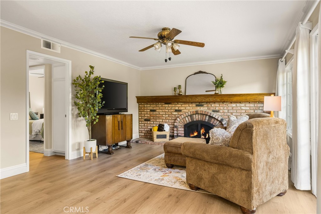 Irvine, California, 92614, United States, 4 Bedrooms Bedrooms, ,3 BathroomsBathrooms,Residential,For Sale,1988283