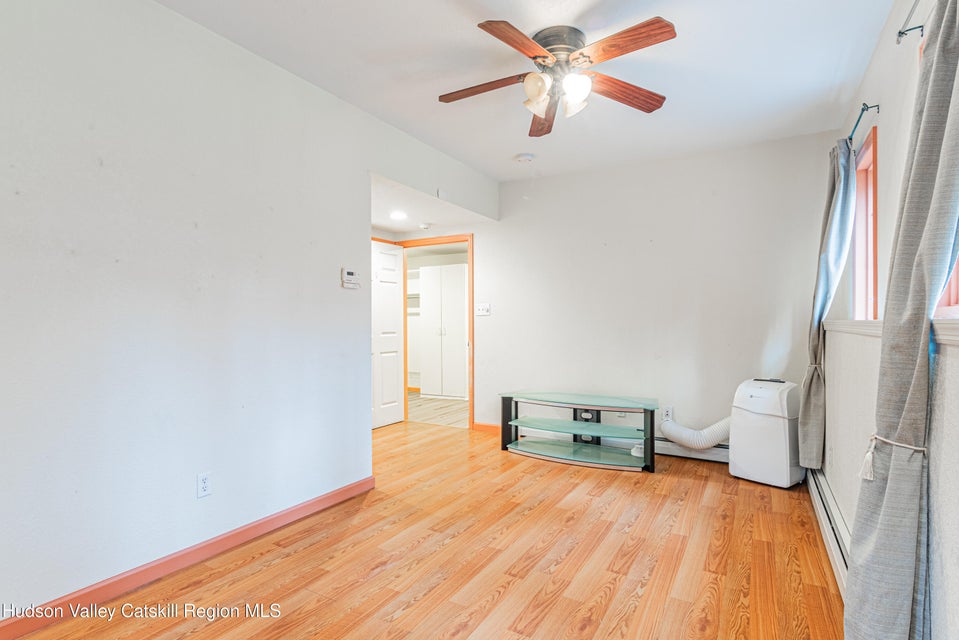 Saugerties, New York, 12477, United States, 4 Bedrooms Bedrooms, ,4 BathroomsBathrooms,Residential,For Sale,1928425