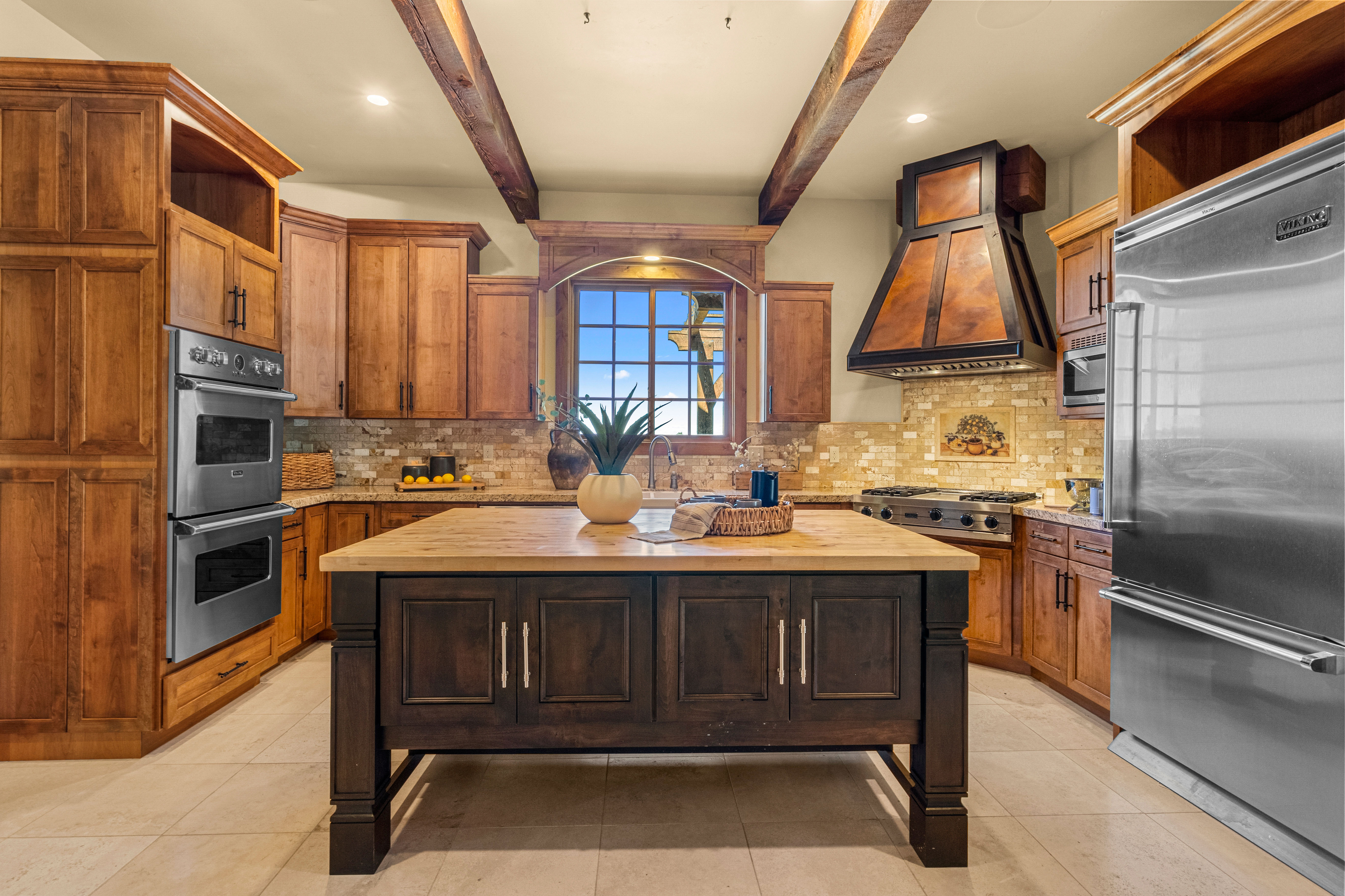  7330 Perry Creek Road, Somerset, CA 95684 - 物件實景