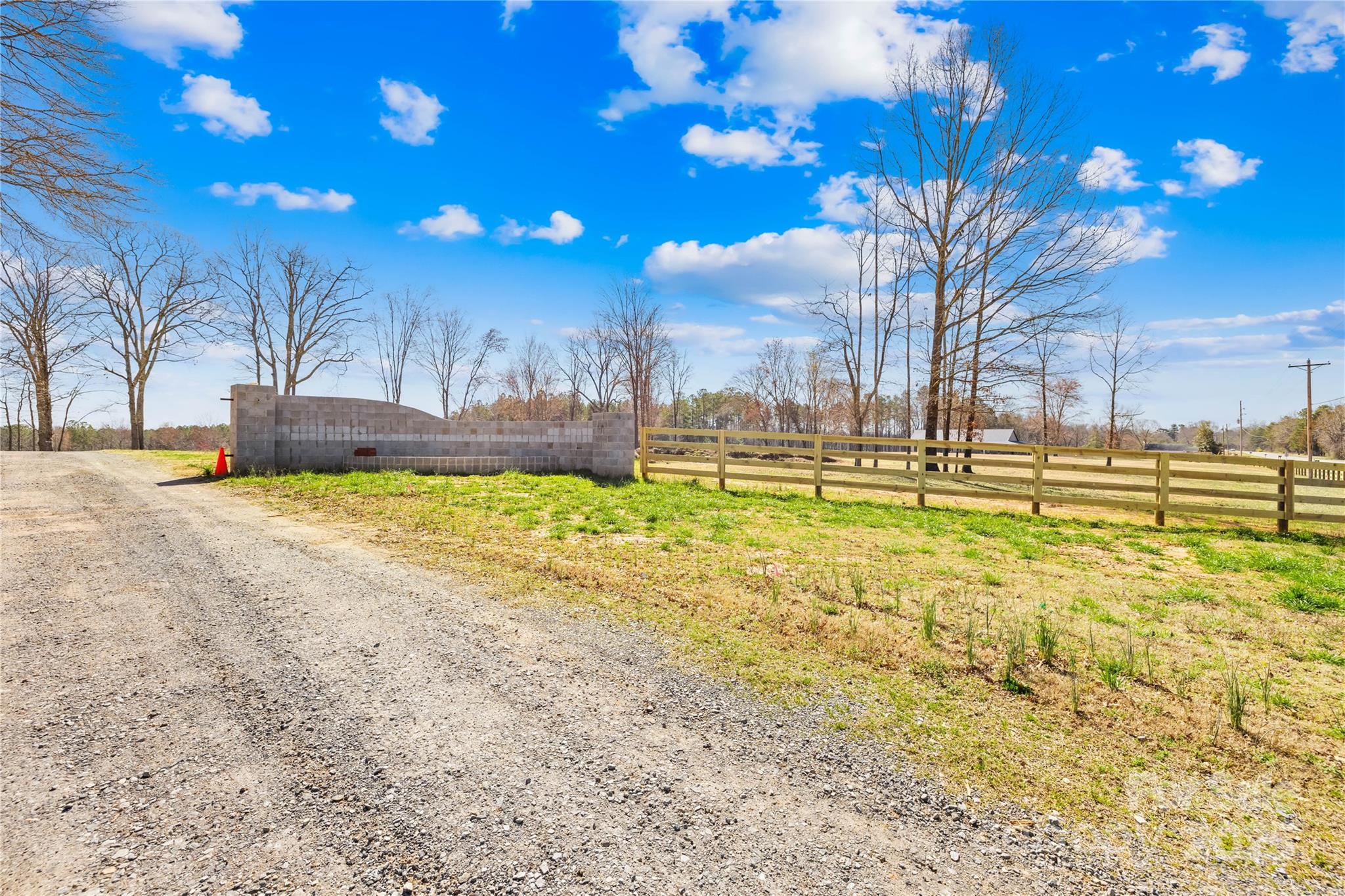 Kings Mountain, North Carolina, 28086, United States, ,1 BathroomBathrooms,Residential,For Sale,1850205