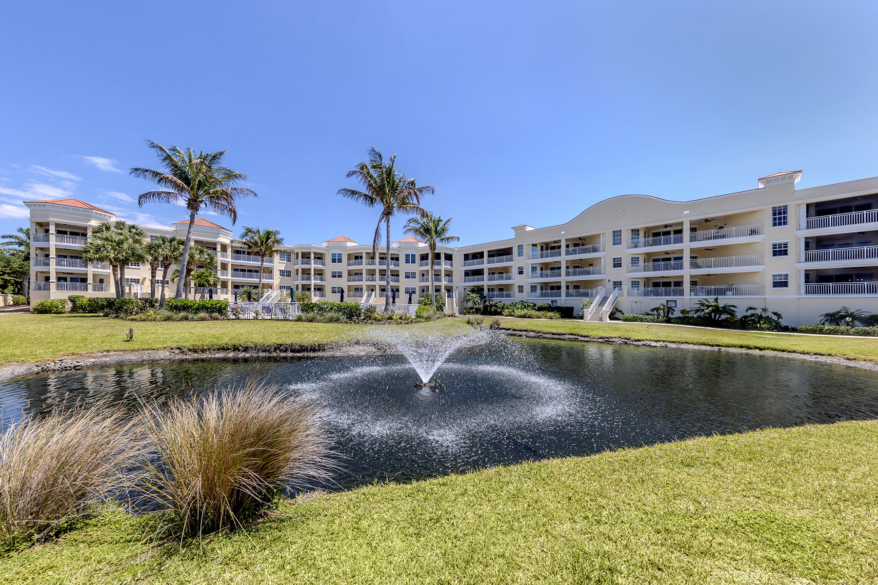  VILLAS AT BELLAGIO HARBOR VILLAGE - 物件實景