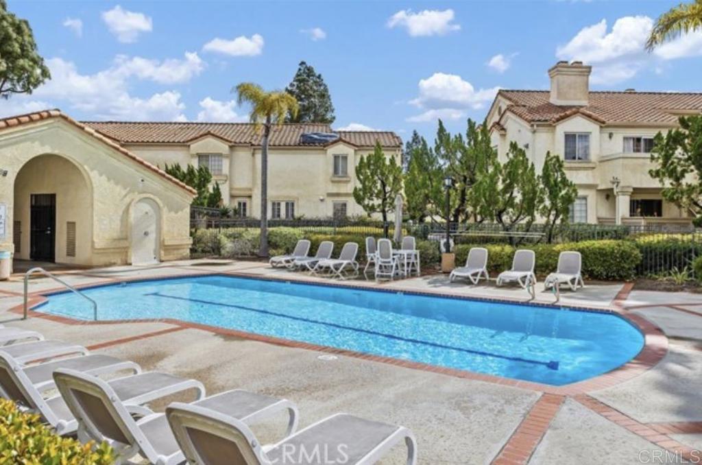 Vista, California, 92081, United States, 2 Bedrooms Bedrooms, ,2 BathroomsBathrooms,Residential,For Sale,1989582