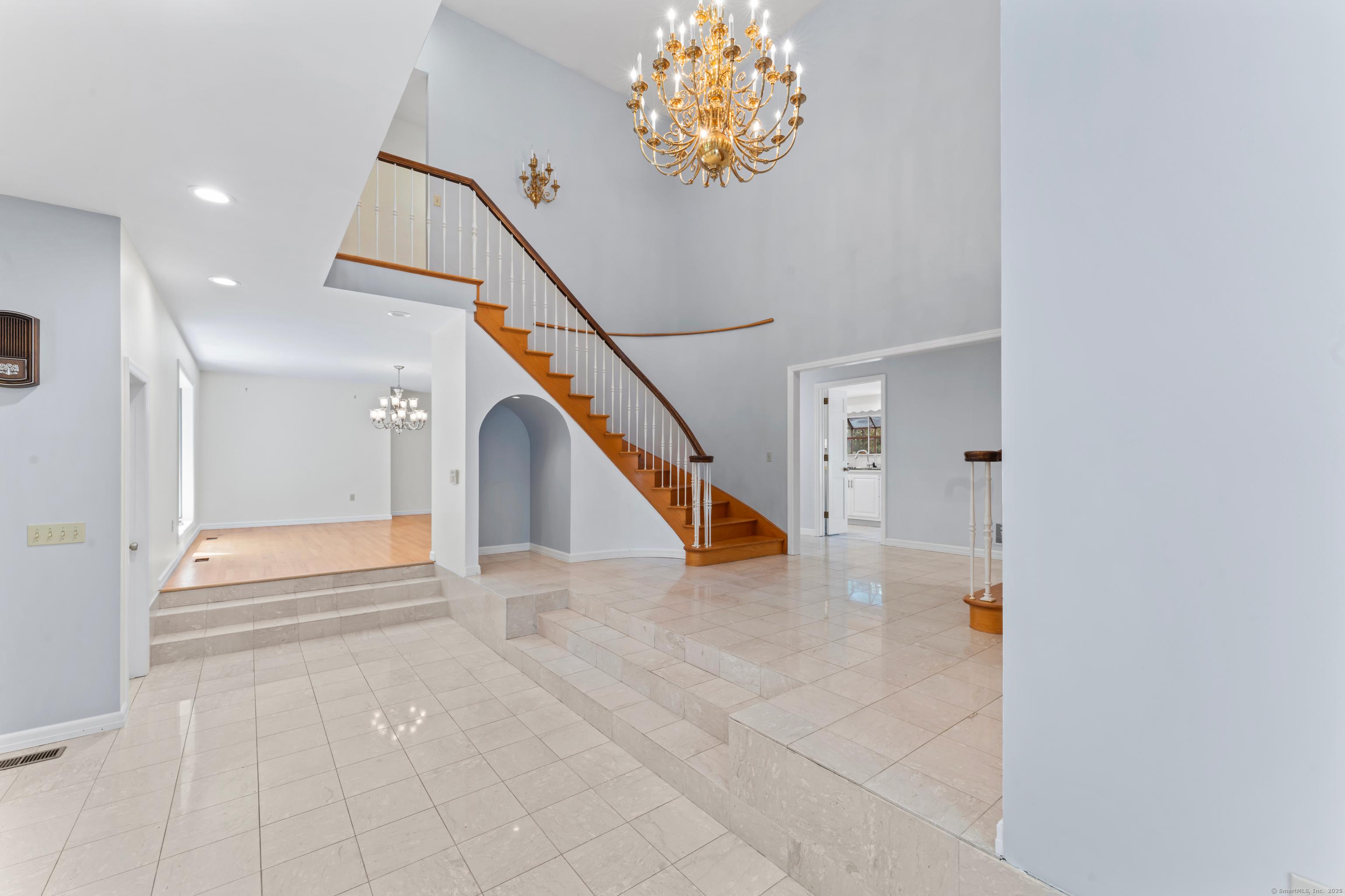 Stamford, Connecticut, 06903, United States, 4 Bedrooms Bedrooms, ,5 BathroomsBathrooms,Residential,For Sale,1923420