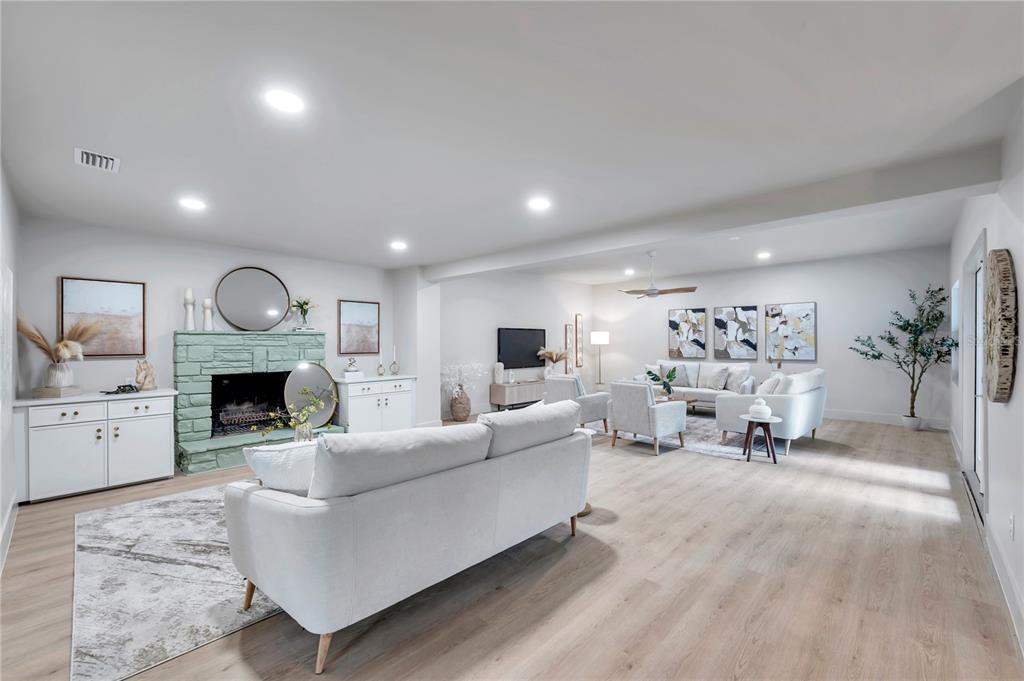 Tampa, Florida, 33629, United States, 4 Bedrooms Bedrooms, ,3 BathroomsBathrooms,Residential,For Sale,1906896