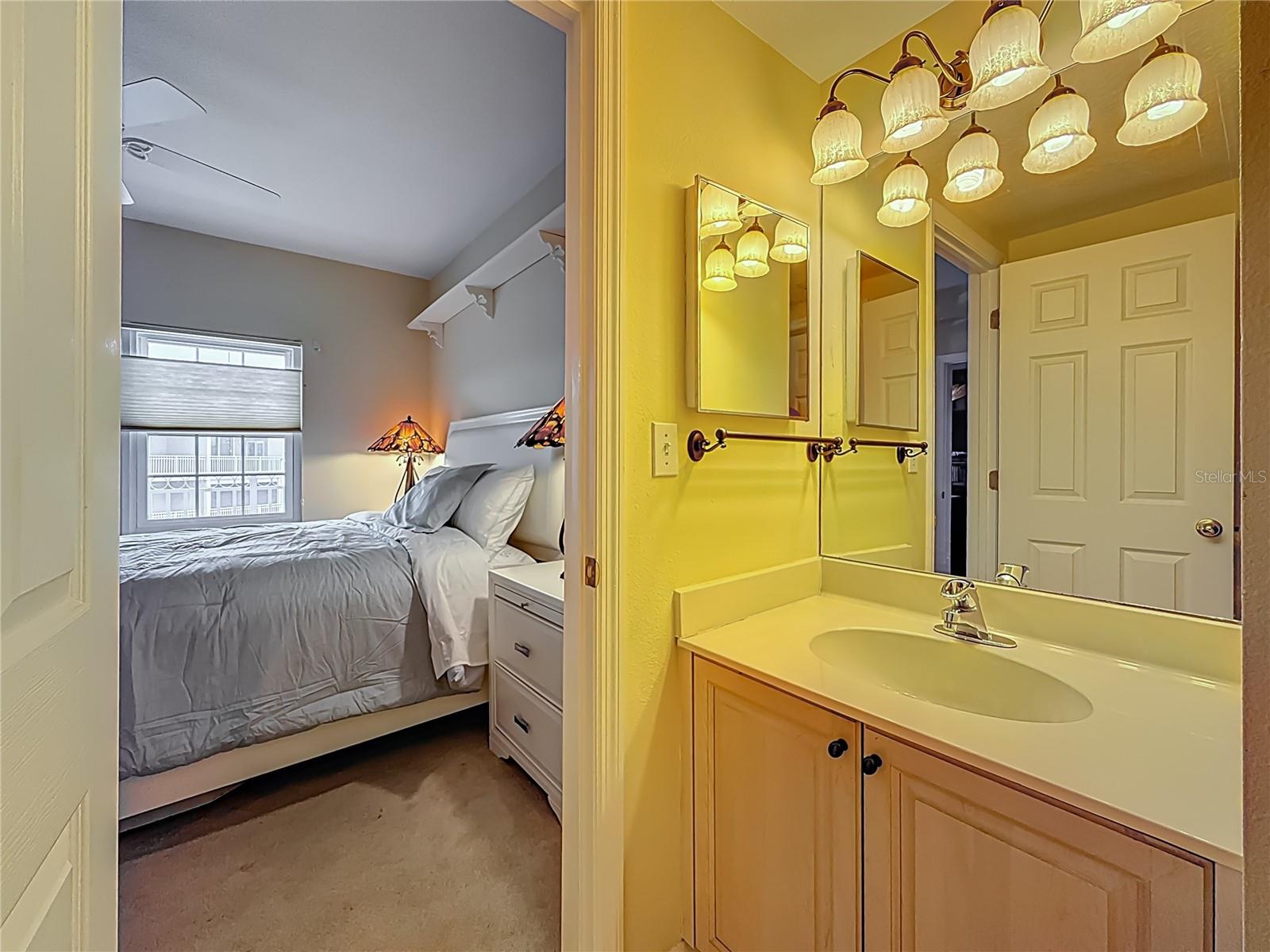 Madeira Beach, Florida, 33708, United States, 2 Bedrooms Bedrooms, ,2 BathroomsBathrooms,Residential,For Sale,1981210