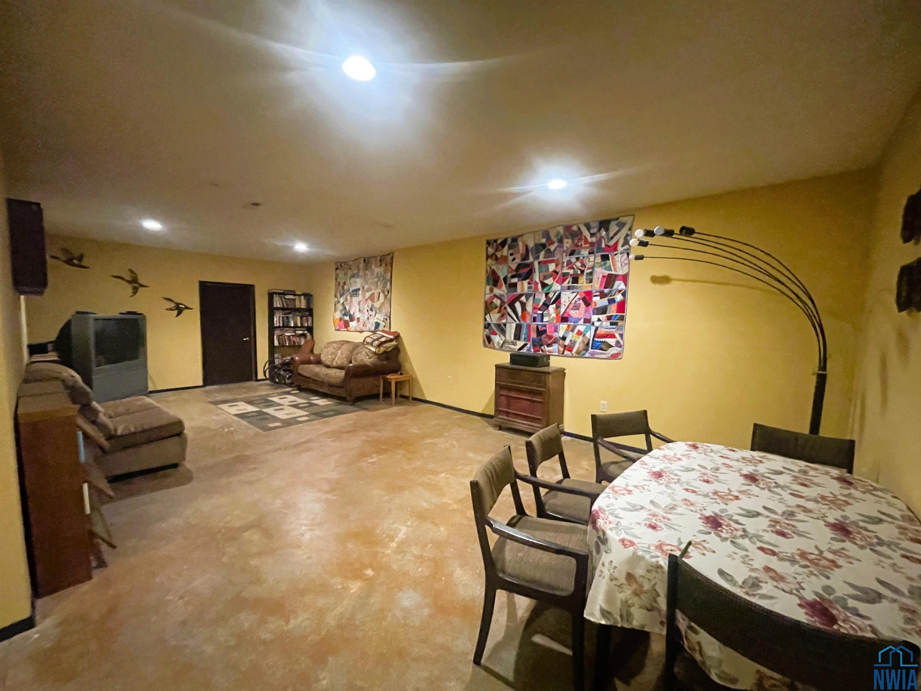 Sioux City, Iowa, 51103, United States, 4 Bedrooms Bedrooms, ,3 BathroomsBathrooms,Residential,For Sale,1975757