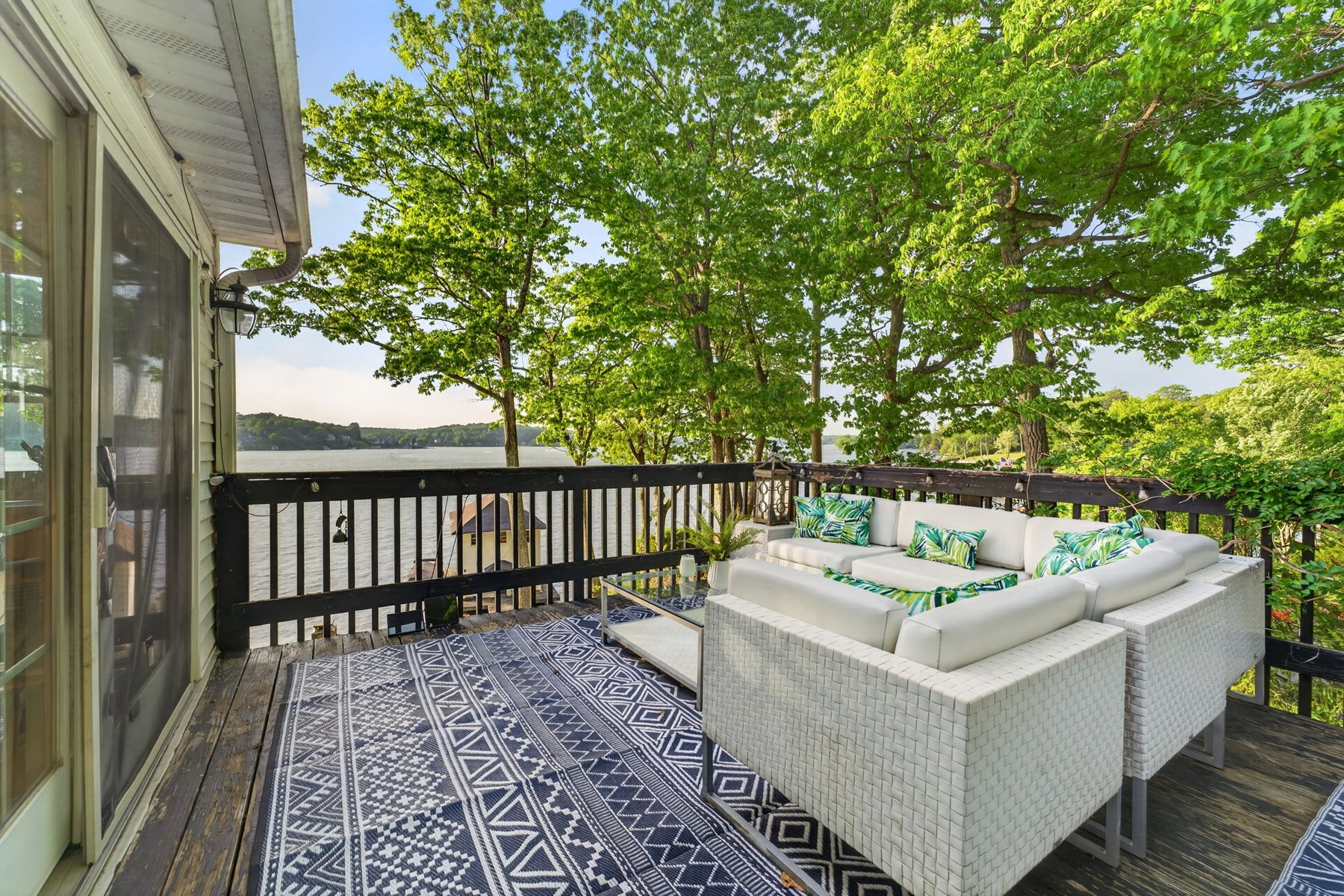  ?Sunset Cover Retreat? on Lake Hopatcong - 物件實景