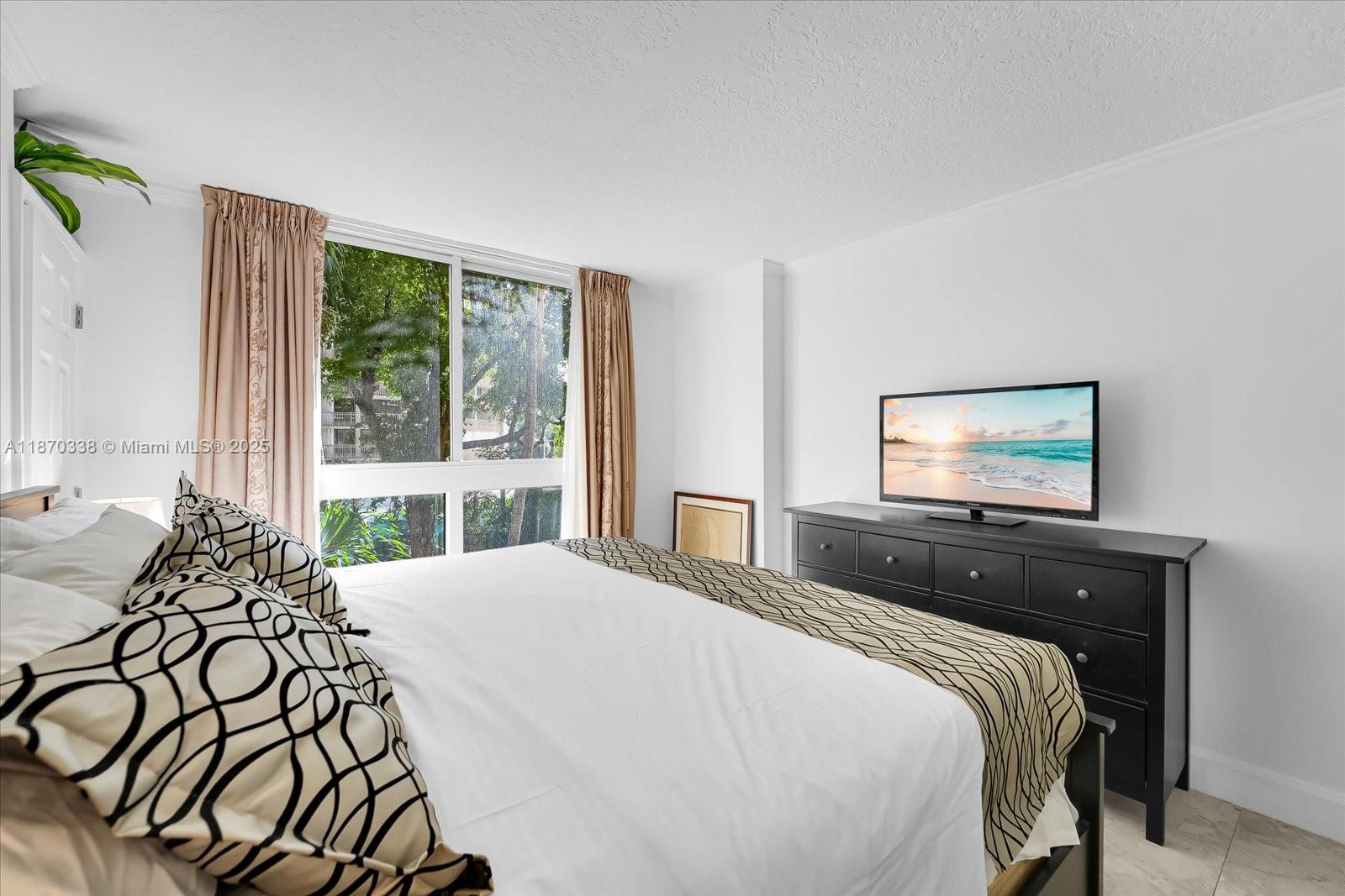 Miami, Florida, 33133, United States, 1 Bedroom Bedrooms, ,1 BathroomBathrooms,Residential,For Sale,1934605
