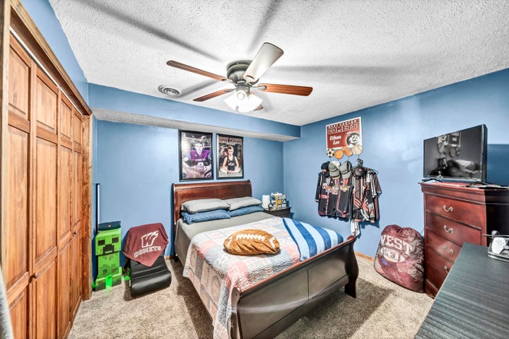 Vanceburg, Kentucky, 41179, United States, 4 Bedrooms Bedrooms, ,2 BathroomsBathrooms,Residential,For Sale,1984182