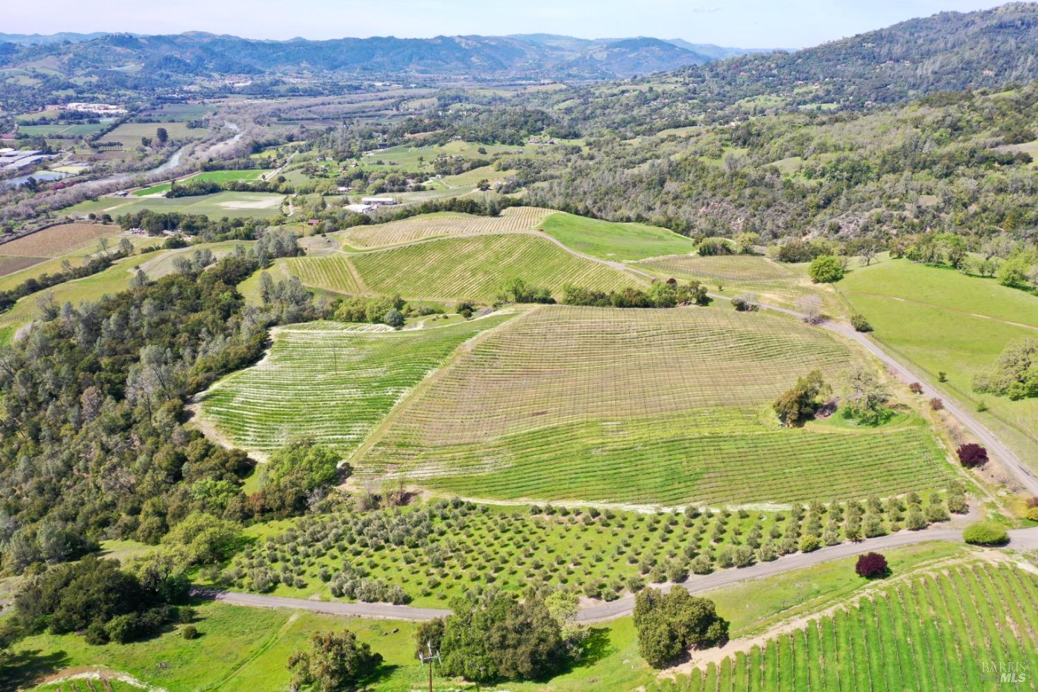 Cloverdale, California, 95425, United States, 5 Bedrooms Bedrooms, ,5 BathroomsBathrooms,Residential,For Sale,1759747