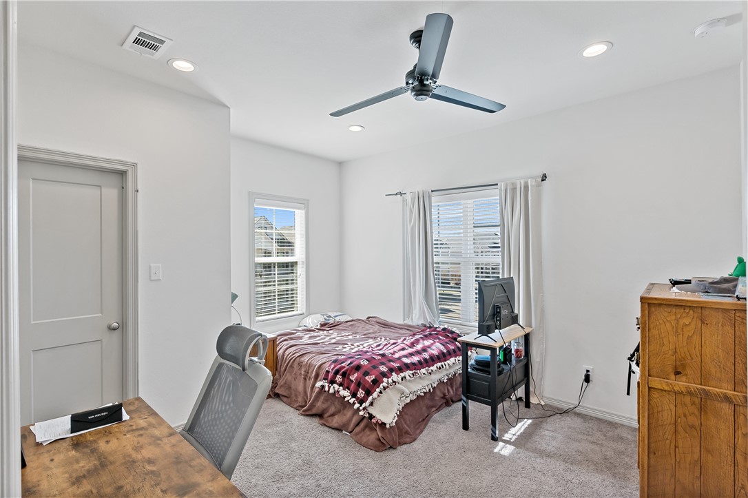 College Station, Texas, 77840, United States, 6 Bedrooms Bedrooms, ,7 BathroomsBathrooms,Residential,For Sale,1989222