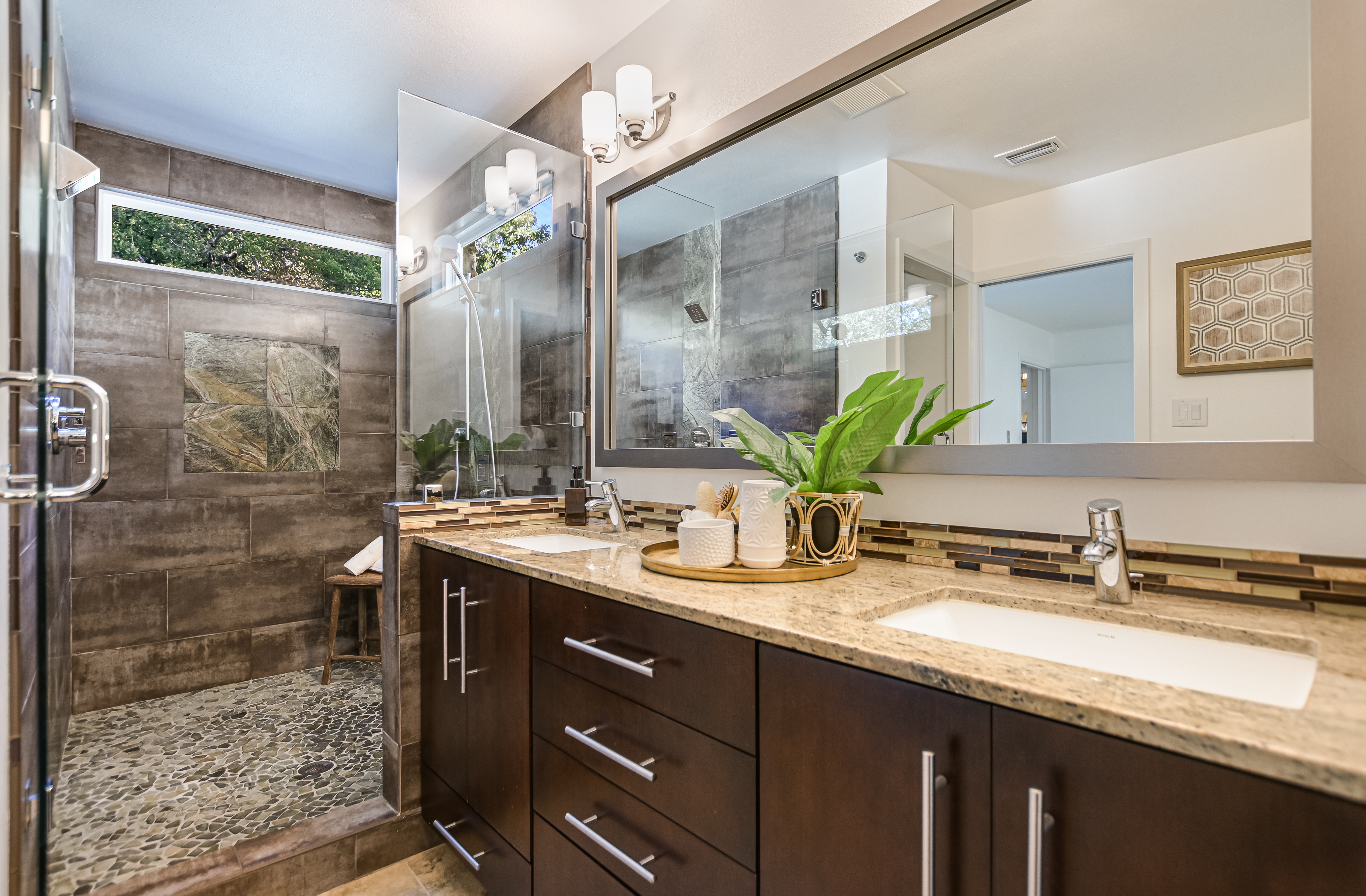  Desirable, Established Oak Forest Neighborhood of NW Austin - 物件實景