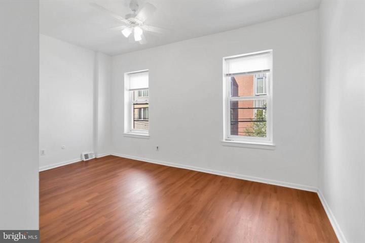 Philadelphia, Pennsylvania, 19123, United States, 4 Bedrooms Bedrooms, ,3 BathroomsBathrooms,Residential,For Sale,1944903