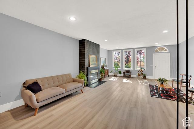 Salt Lake City, Utah, 84103, United States, 2 Bedrooms Bedrooms, ,3 BathroomsBathrooms,Residential,For Sale,1986049