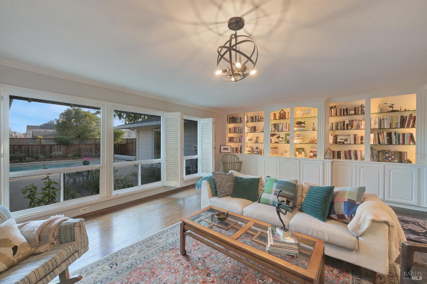 San Rafael, California, 94901, United States, 3 Bedrooms Bedrooms, ,3 BathroomsBathrooms,Residential,For Sale,2002955