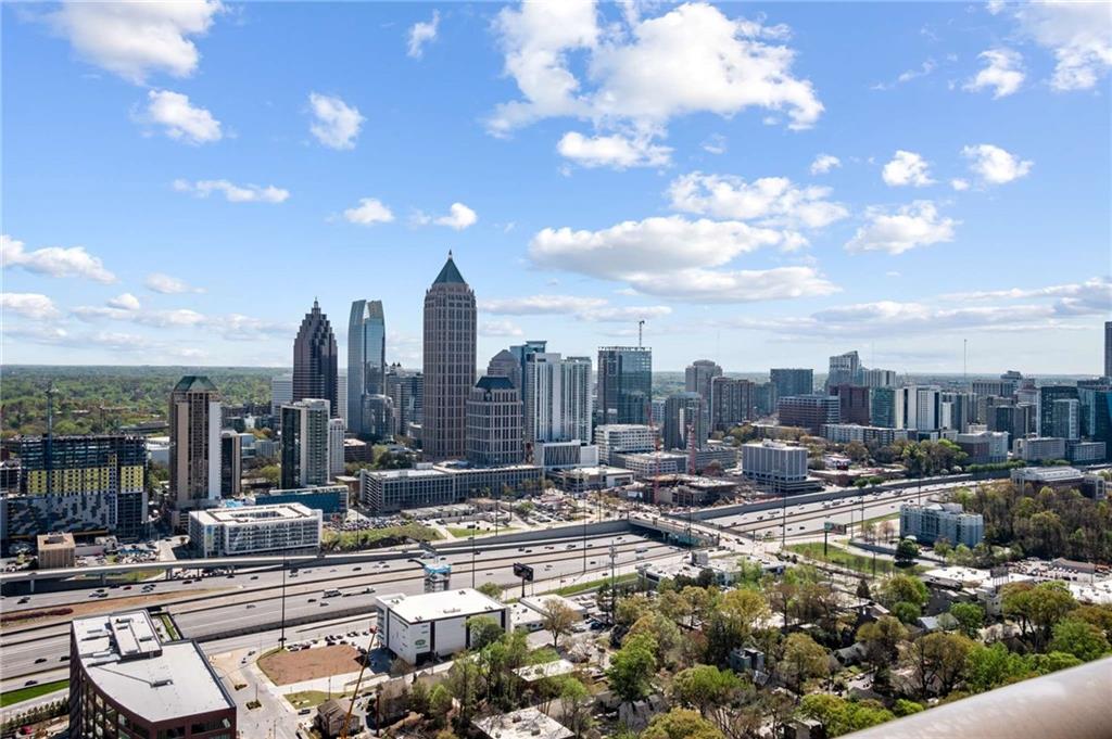 Atlanta, Georgia, 30363, United States, 2 Bedrooms Bedrooms, ,3 BathroomsBathrooms,Residential,For Sale,1949376