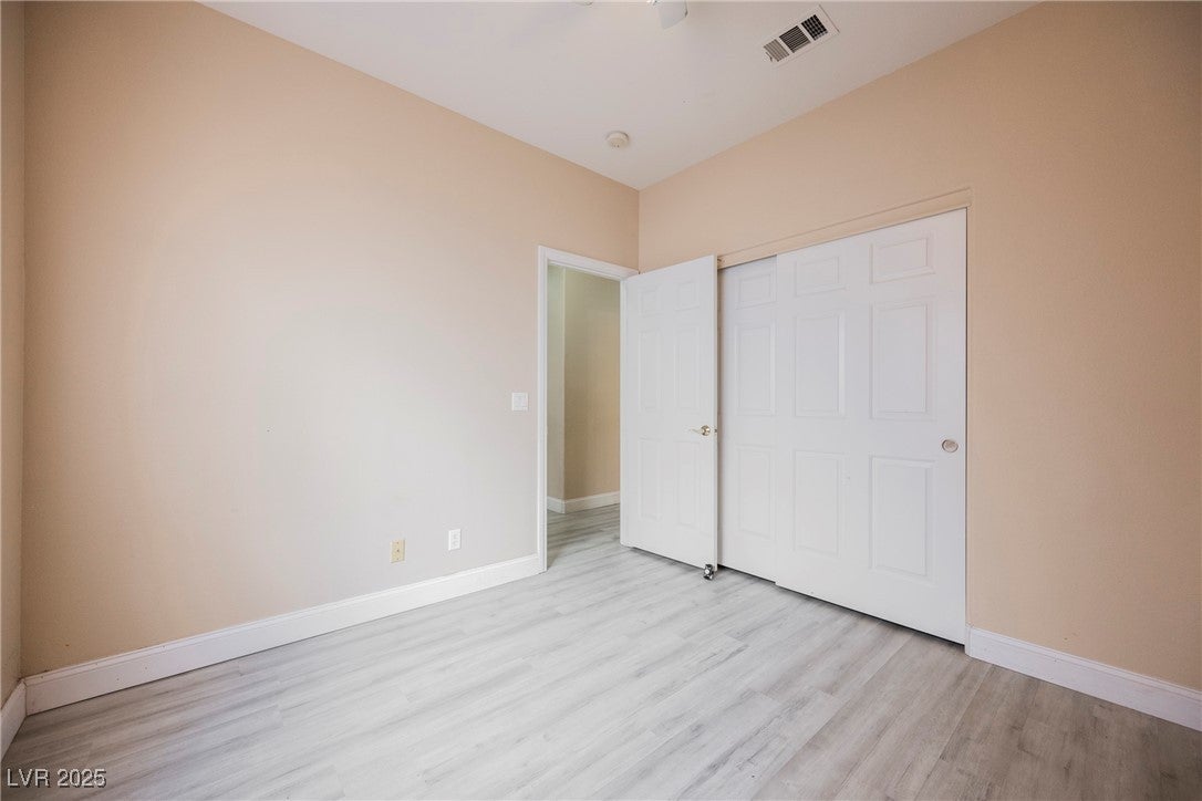 Henderson, Nevada, 89015, United States, 5 Bedrooms Bedrooms, ,2 BathroomsBathrooms,Residential,For Sale,1976773