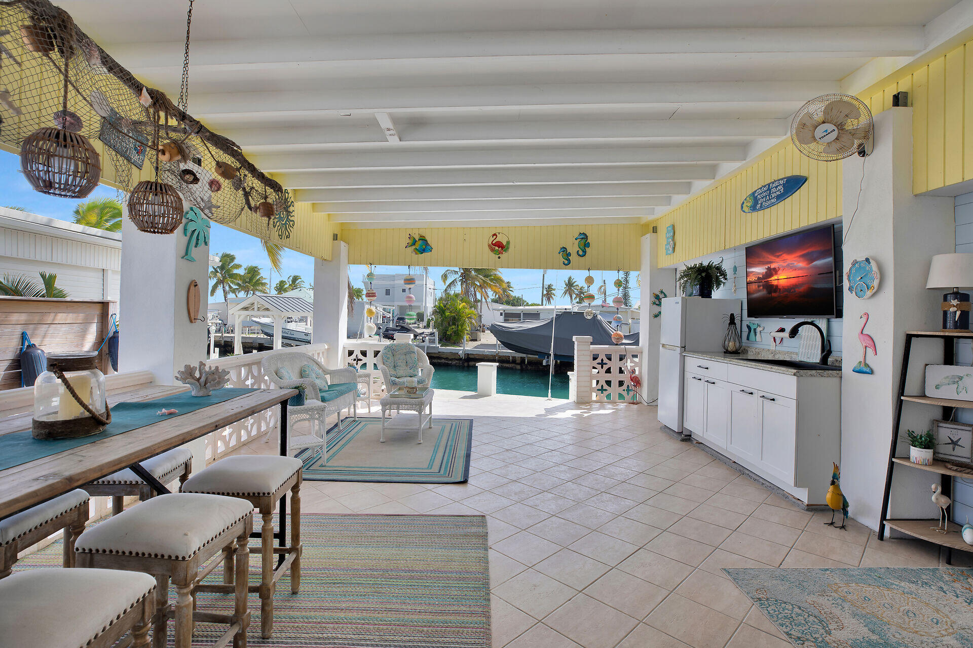 MARATHON, Florida, 33050, United States, 2 Bedrooms Bedrooms, ,2 BathroomsBathrooms,Residential,For Sale,1903685