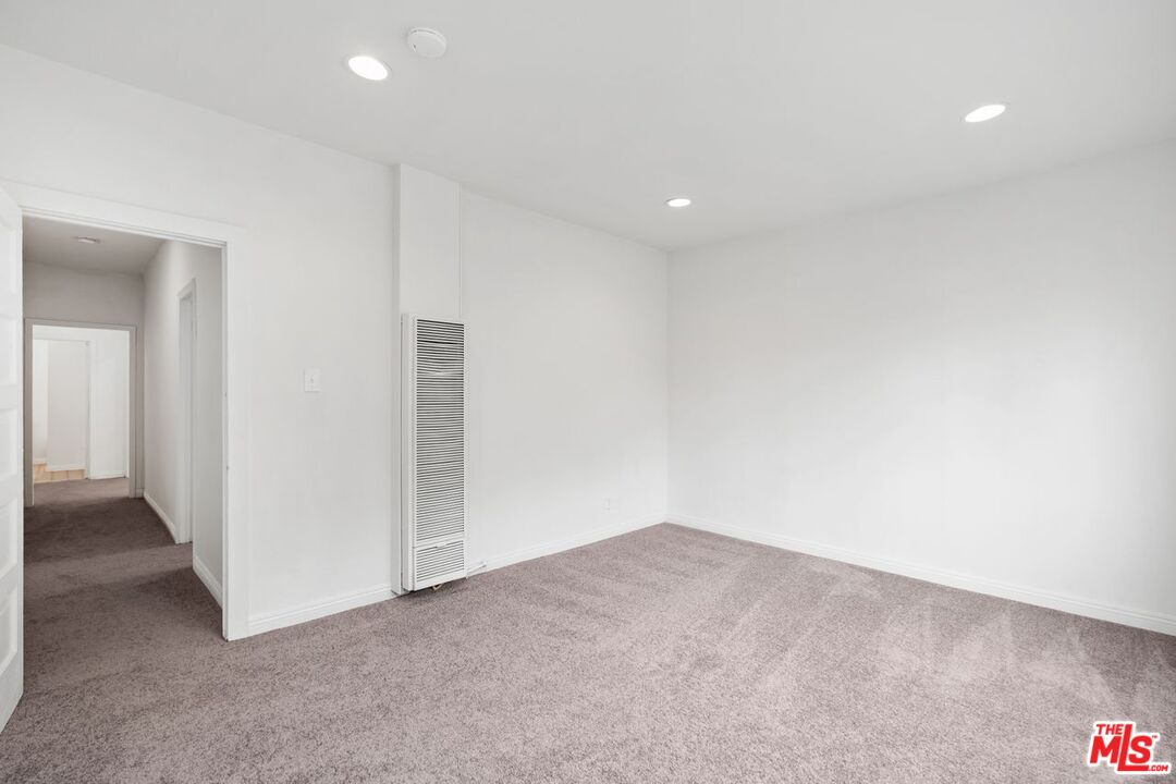 827 Lucile Ave, Los Angeles, California, 90026, United States, 6 Bedrooms Bedrooms, ,Residential,For Sale,827 Lucile Ave,1626659
