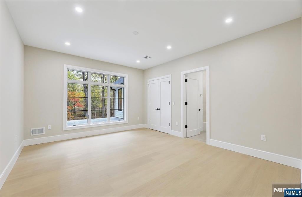 Haworth, New Jersey, 07641, United States, 6 Bedrooms Bedrooms, ,7 BathroomsBathrooms,Residential,For Sale,1989640