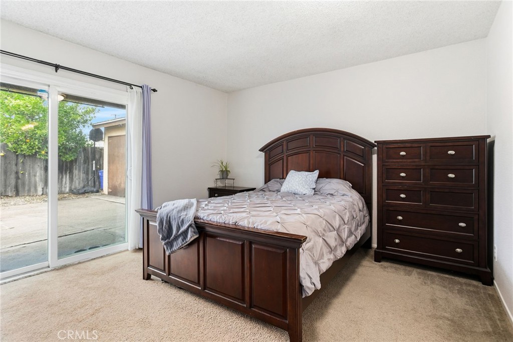 Fontana, California, 92336, United States, 4 Bedrooms Bedrooms, ,1 BathroomBathrooms,Residential,For Sale,2008784