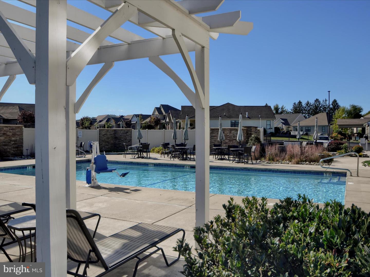 Emmaus, Pennsylvania, 18049, United States, 3 Bedrooms Bedrooms, ,3 BathroomsBathrooms,Residential,For Sale,1960506