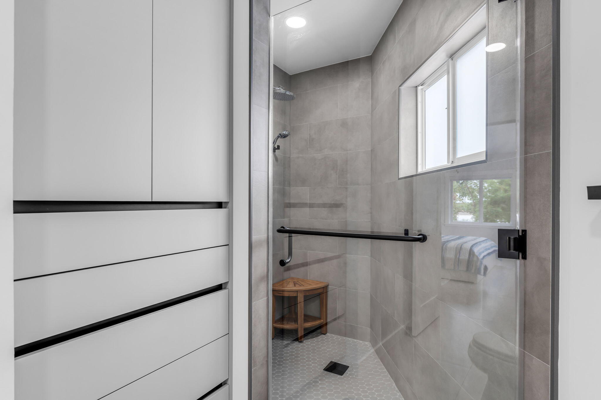 KEY LARGO, Florida, 33037, United States, 4 Bedrooms Bedrooms, ,3 BathroomsBathrooms,Residential,For Sale,1991909