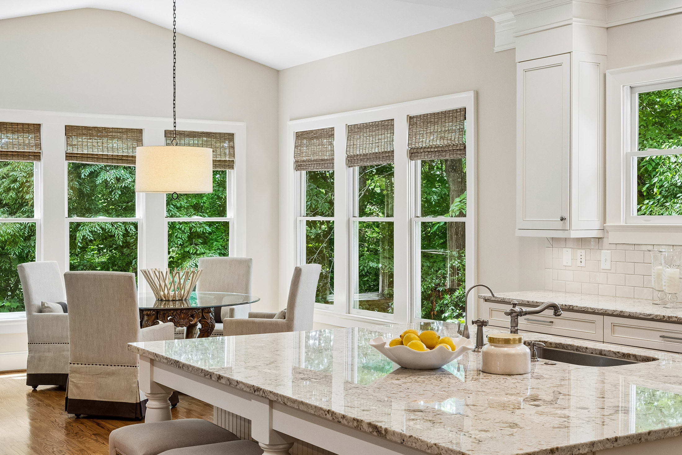  Stunning Custom-Built Residence in Sought-After Morningside - 物件實景