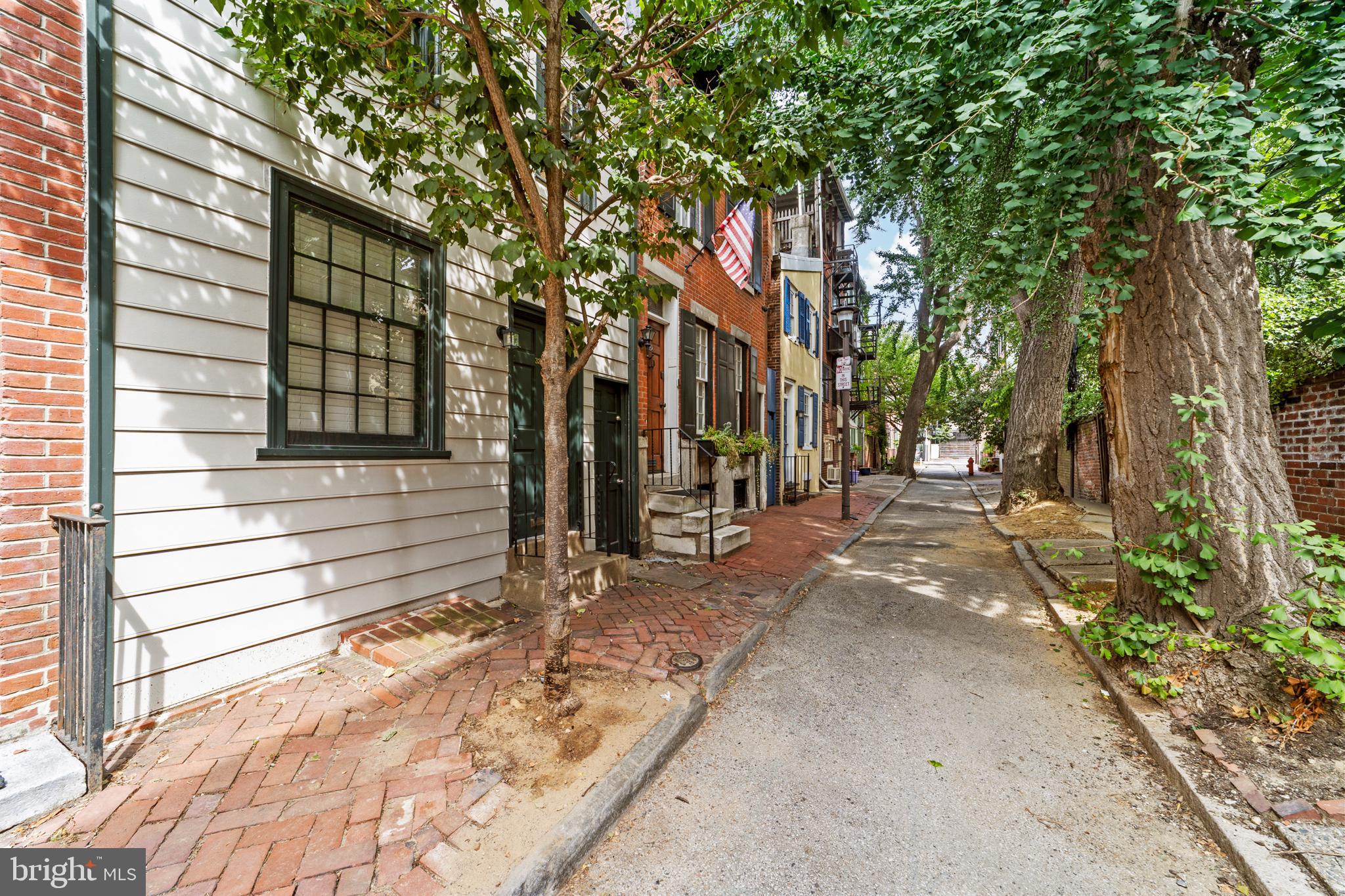 PHILADELPHIA, Pennsylvania, 19107, United States, 3 Bedrooms Bedrooms, ,3 BathroomsBathrooms,Residential,For Sale,1989862