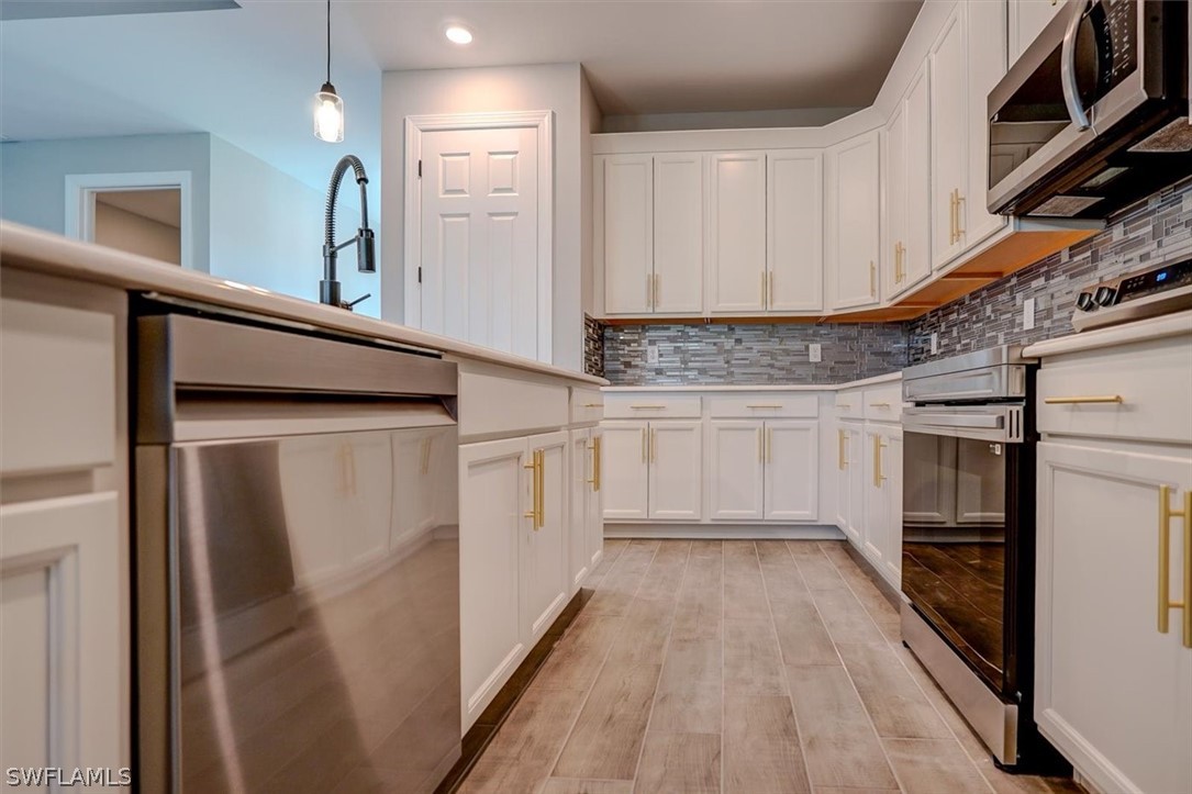 Cape Coral, Florida, 33991, United States, 4 Bedrooms Bedrooms, ,2 BathroomsBathrooms,Residential,For Sale,1928799