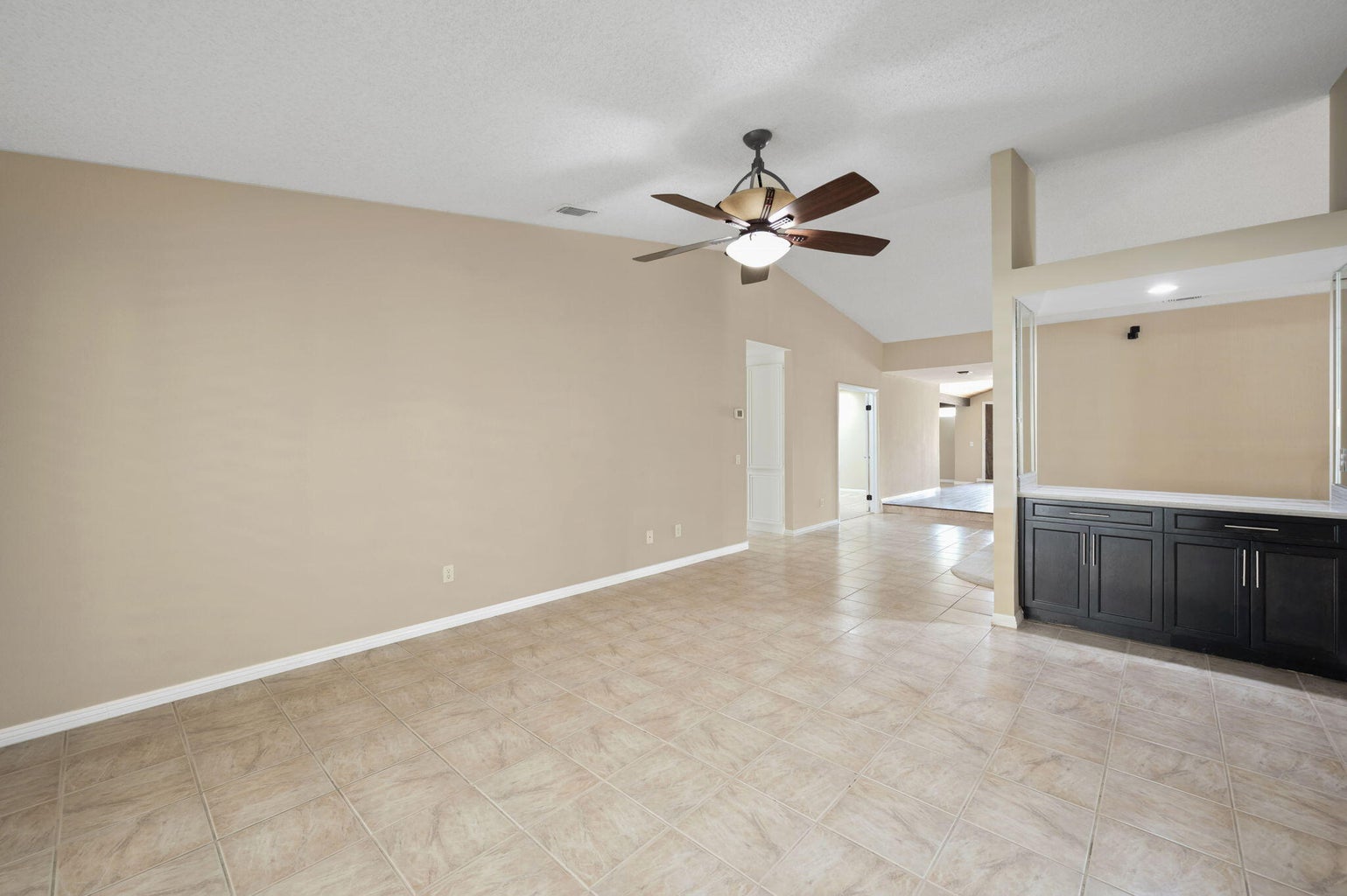 Cathedral City, California, 92234, United States, 3 Bedrooms Bedrooms, ,2 BathroomsBathrooms,Residential,For Sale,1921593
