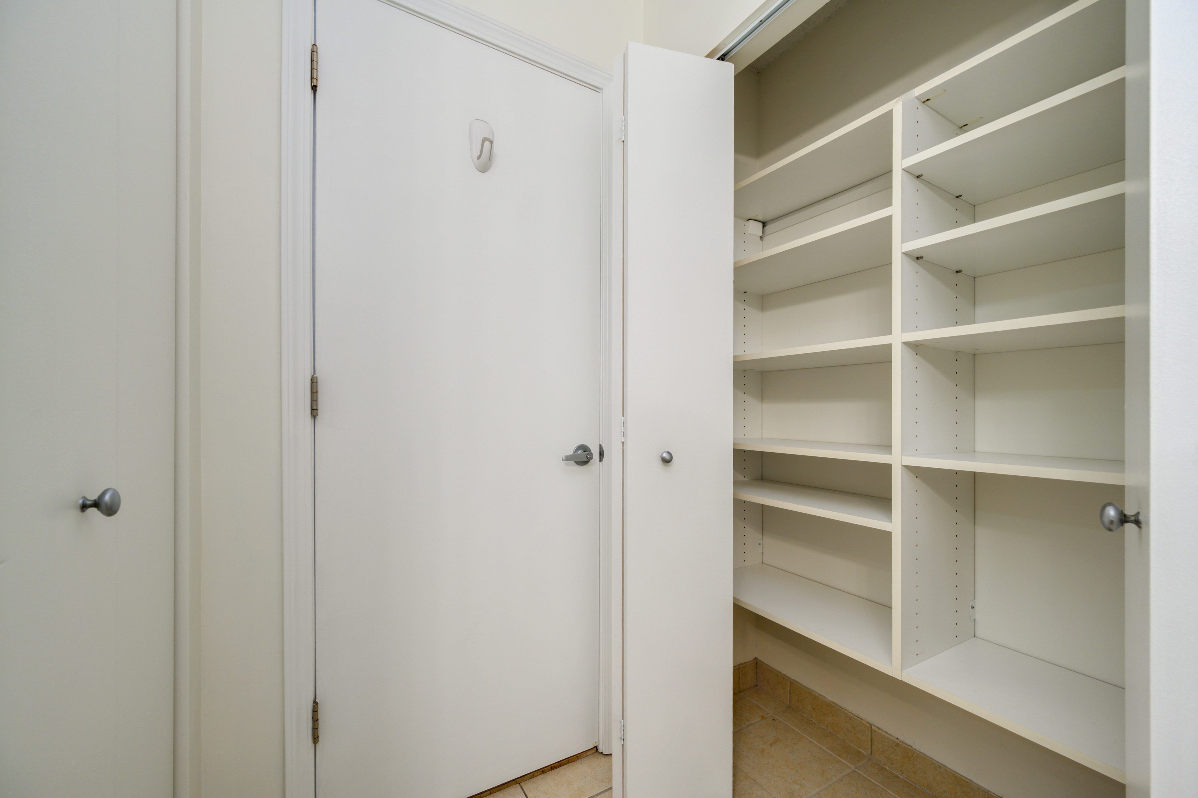  Spacious and Bright Perfectly Located in River North - 物件實景