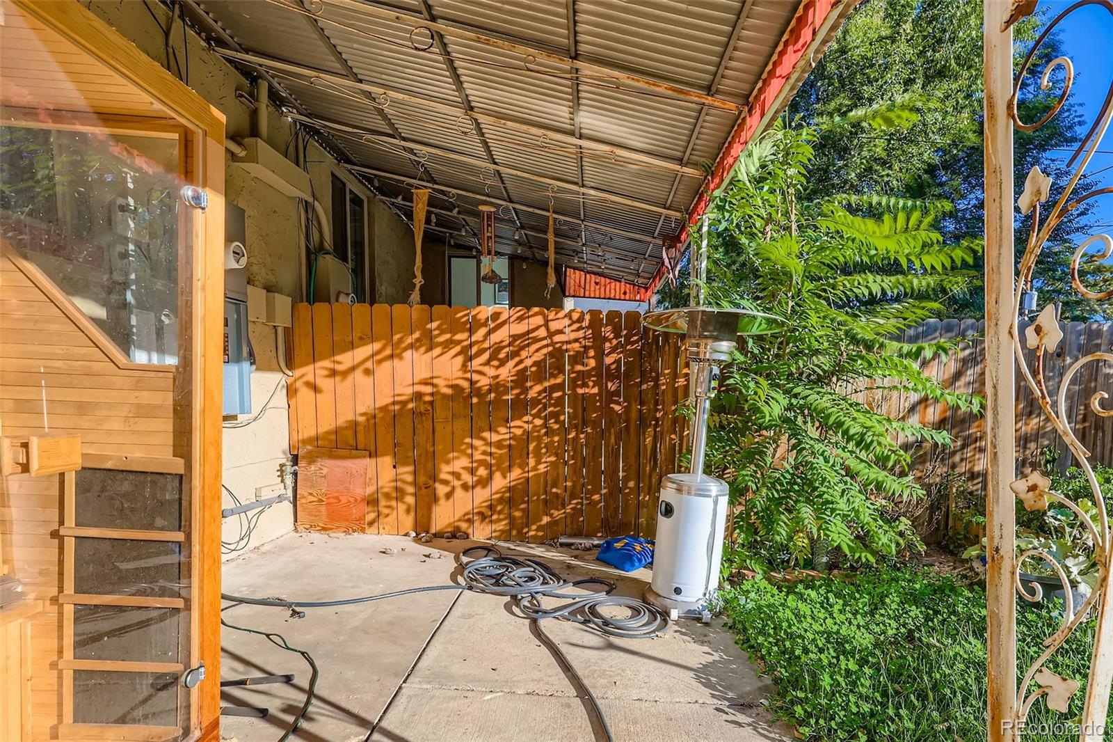 Denver, Colorado, 80205, United States, 3 Bedrooms Bedrooms, ,1 BathroomBathrooms,Residential,For Sale,1969232