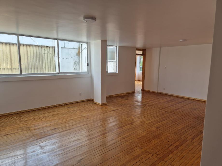 Colima, Cuauhtémoc, Ciudad de México, 06700, Mexico, 3 Bedrooms Bedrooms, ,2 BathroomsBathrooms,Residential,For Sale,Colima,1615514